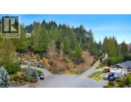 Lot A Streamside Pl, Shawnigan Lake, BC V0R2P2 Photo 7