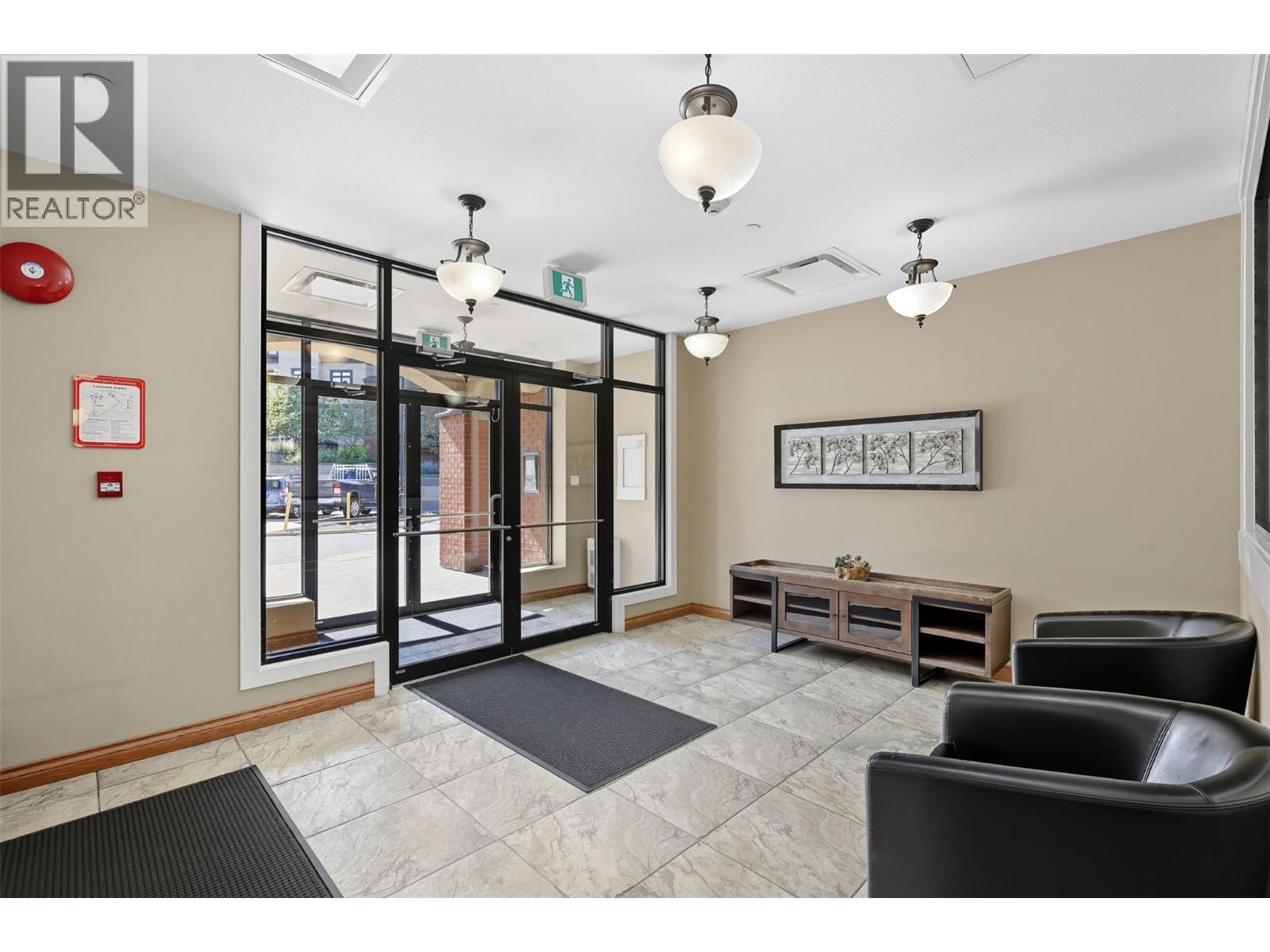 #309 755 MCGILL ROAD - 22