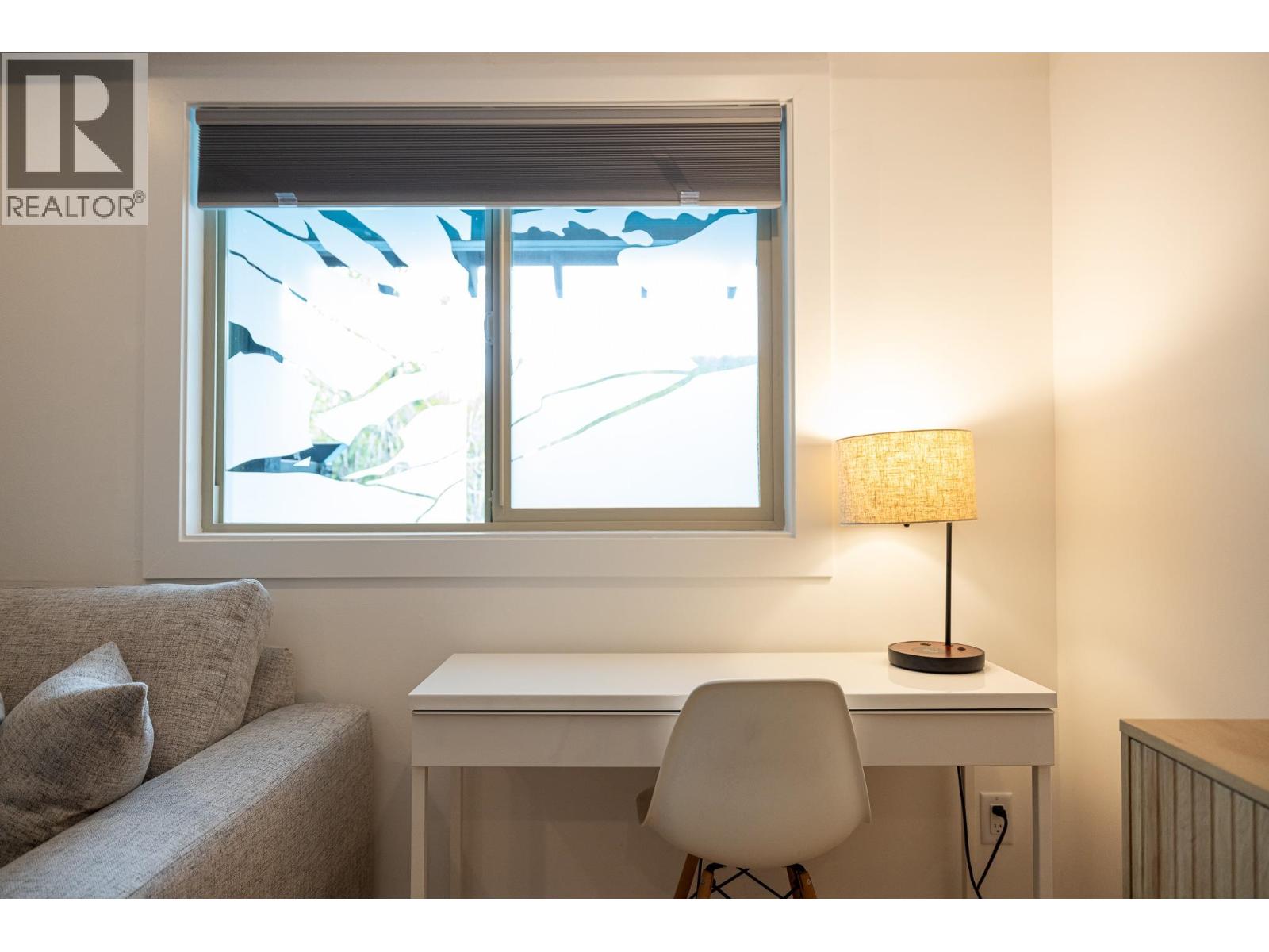 100 2021 KAREN CRESCENT, Whistler