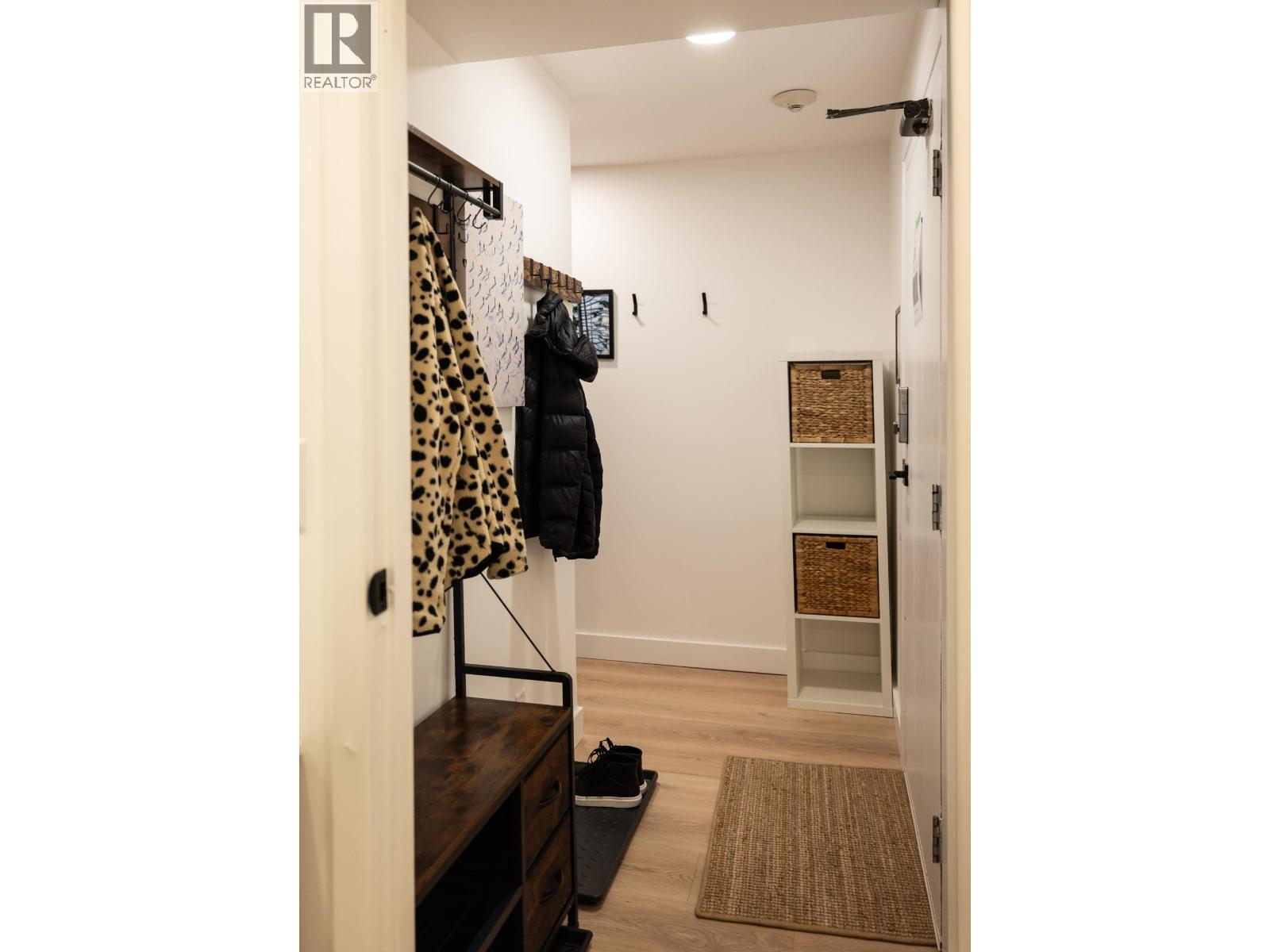 100 2021 KAREN CRESCENT, Whistler