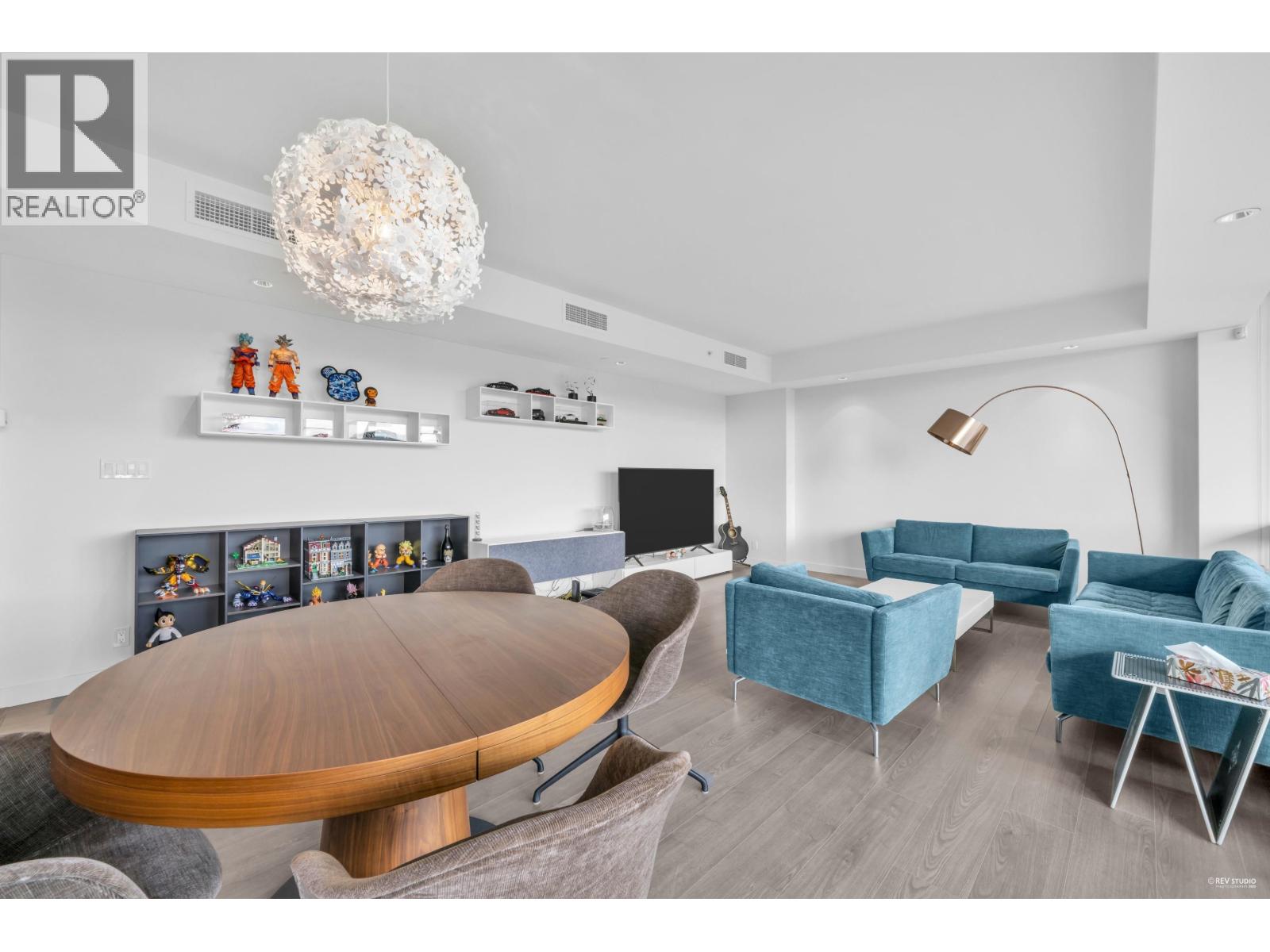 #1302-6633 PEARSON Way, Richmond