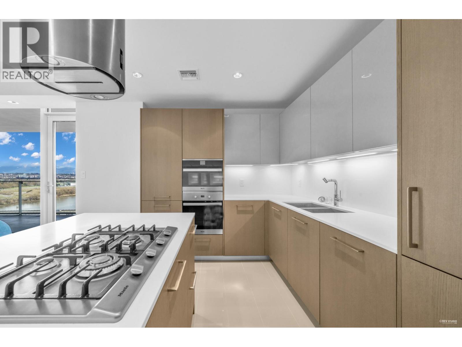 #1302-6633 PEARSON Way, Richmond