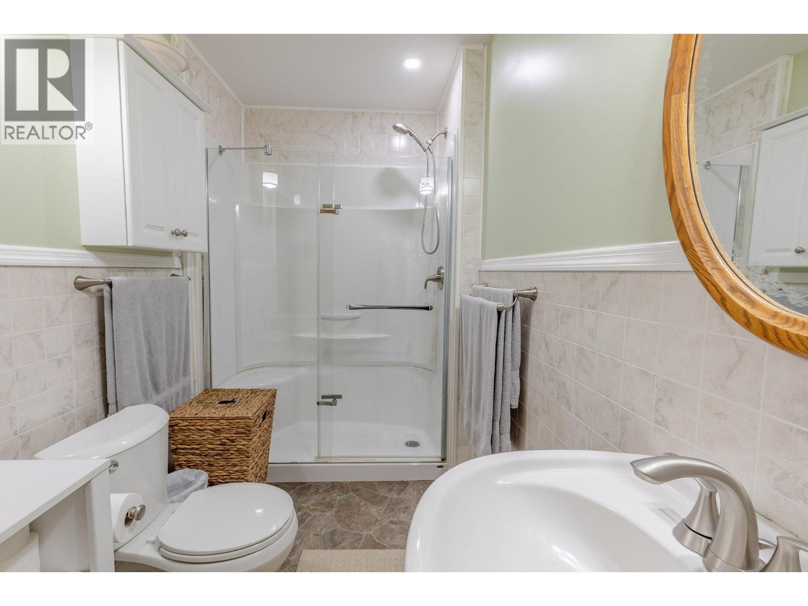 5650 BATHIE ROAD - 11