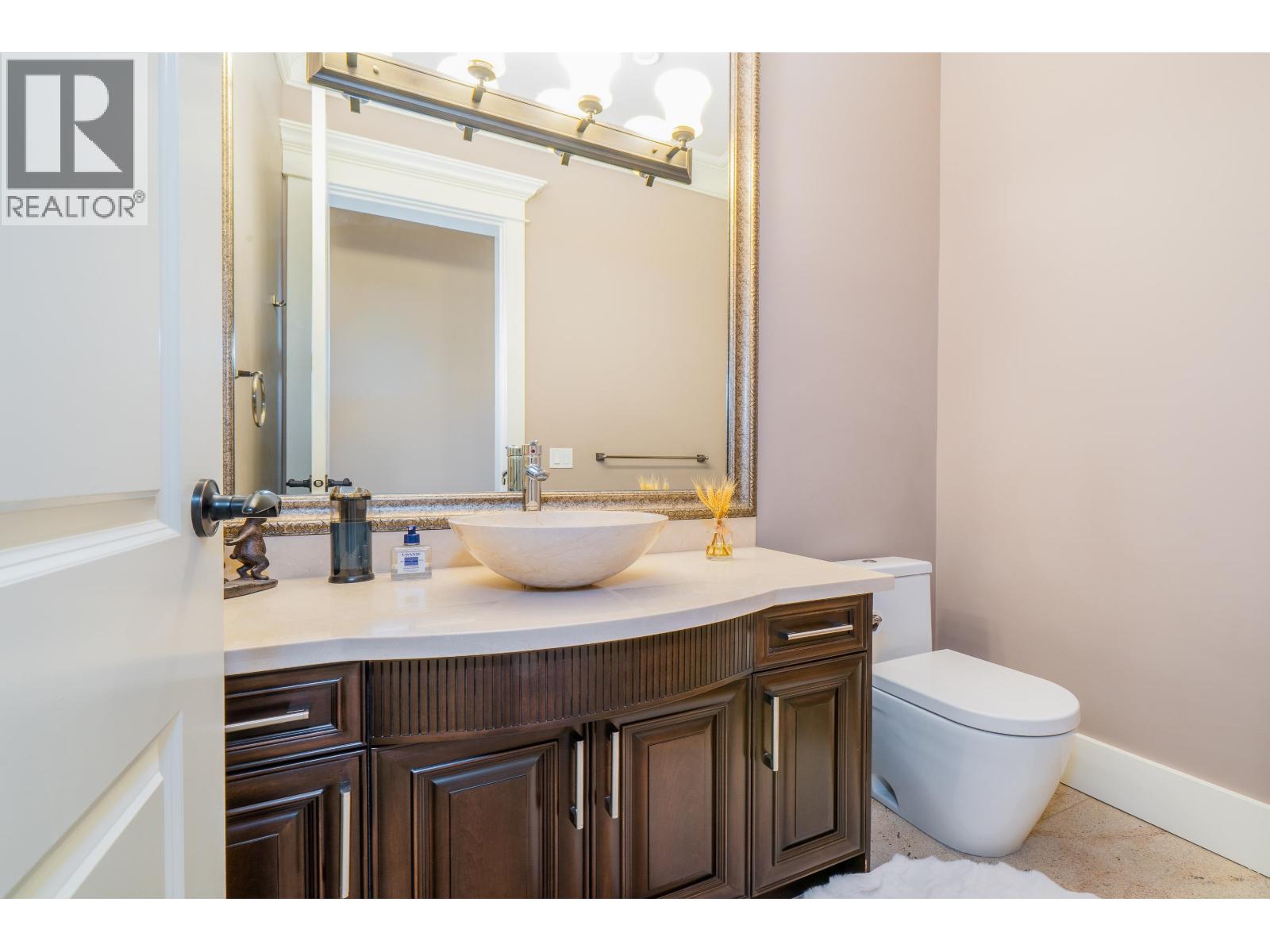 8100 FAIRLANE Road, Richmond