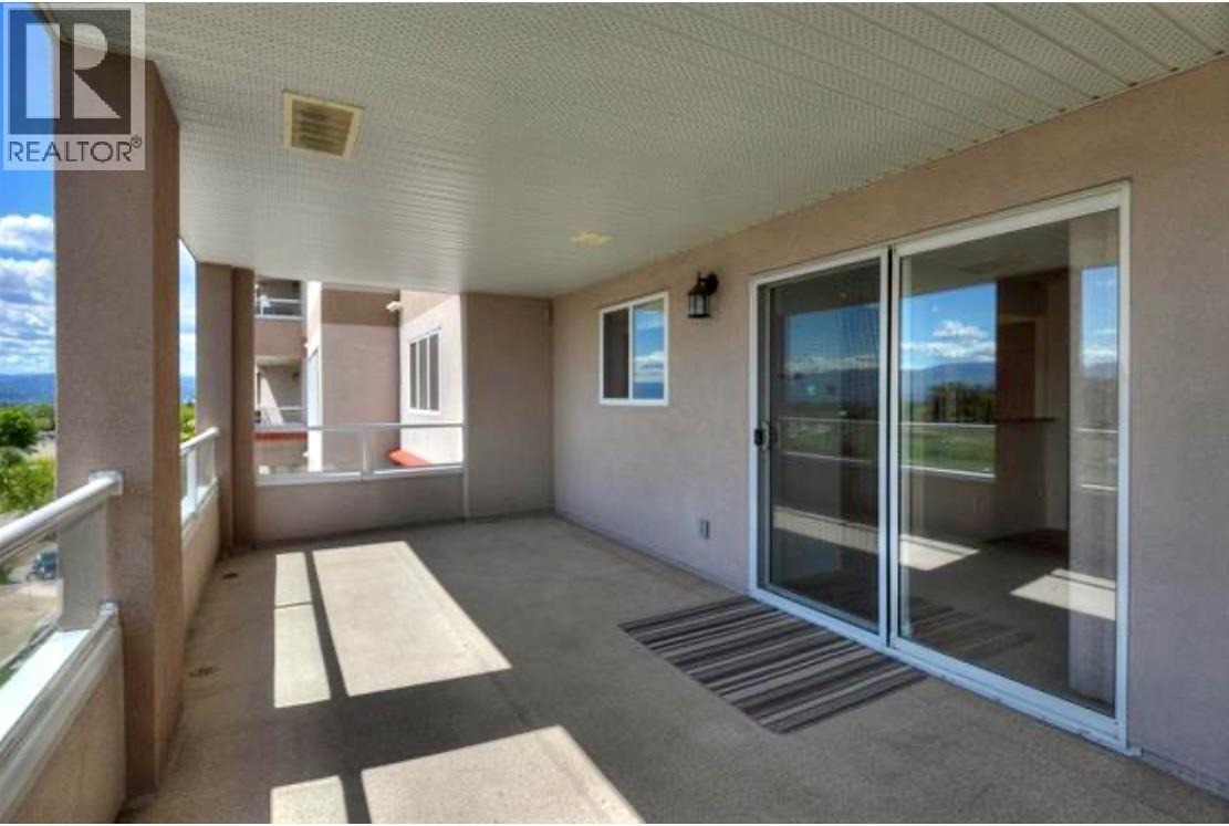 604 1967 Underhill Street, Kelowna