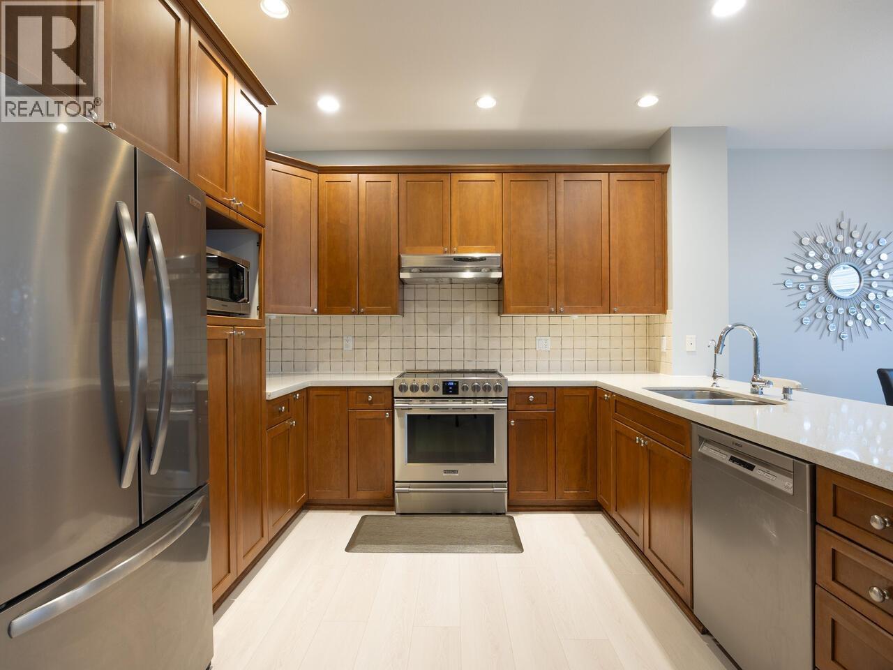 19 2381 ARGUE STREET, Port Coquitlam