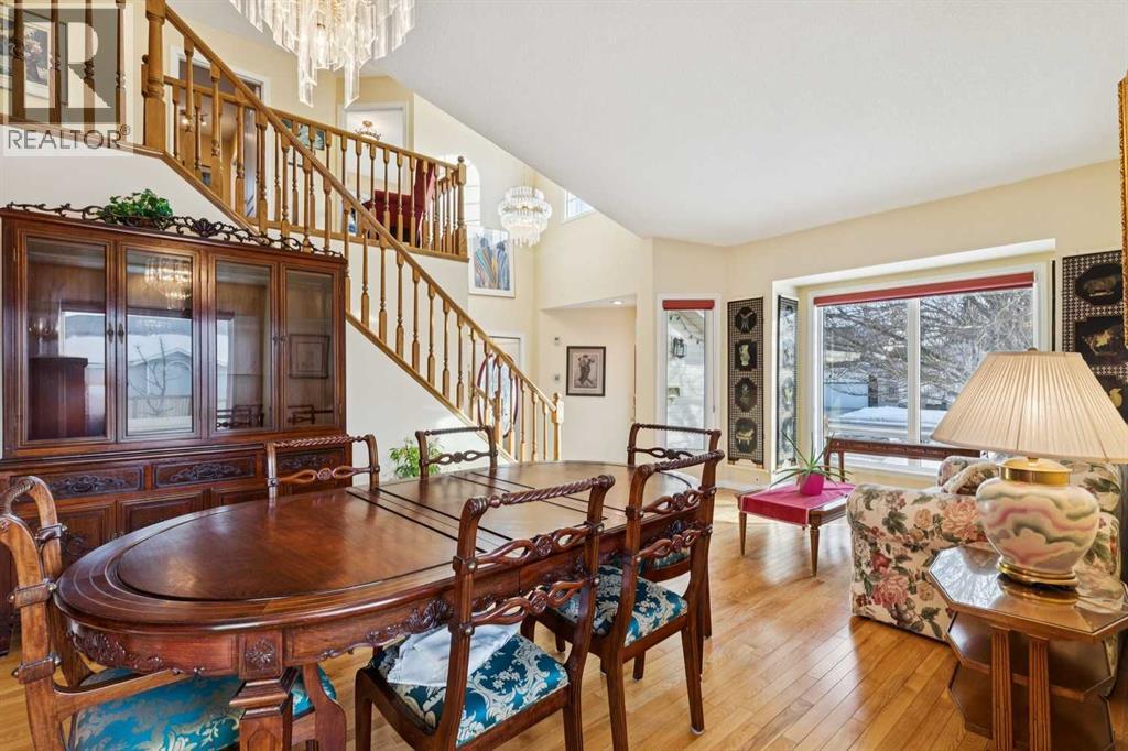 Single Family House for Sale in  Woodford Drive SW Woodbine Calgary 