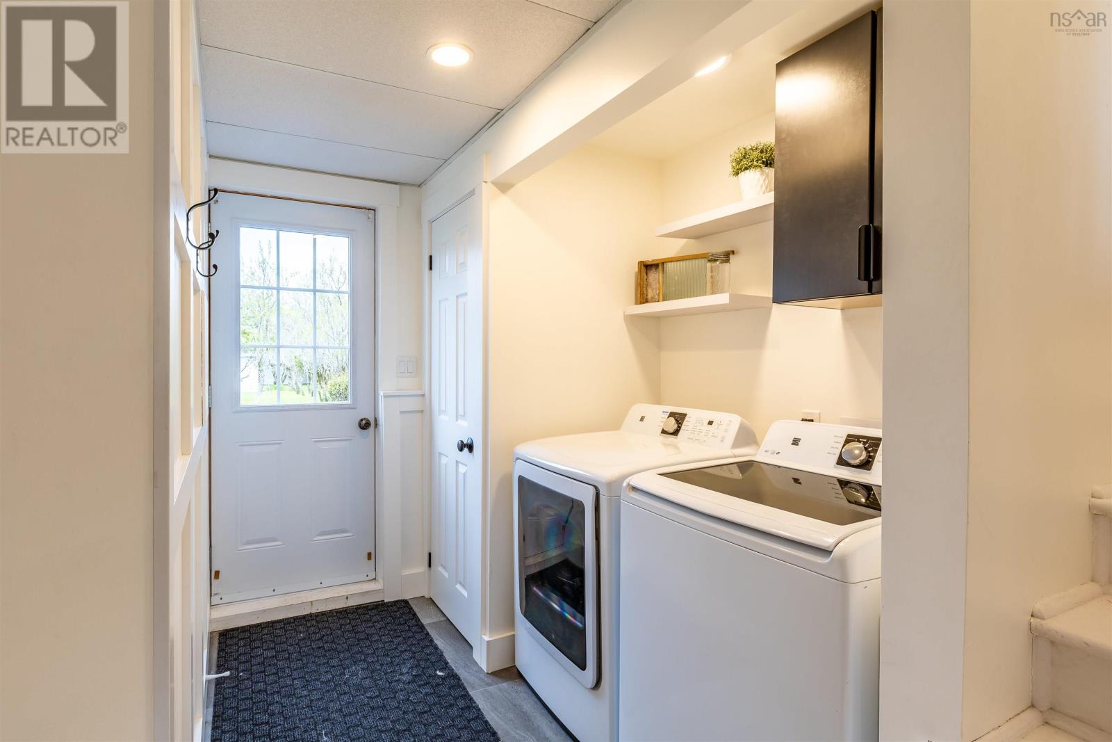 Property 17 of 27 of 484 Brunswick Street