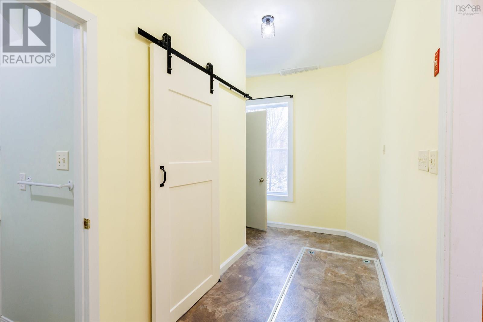 Property 14 of 41 of 3108 Highway 334