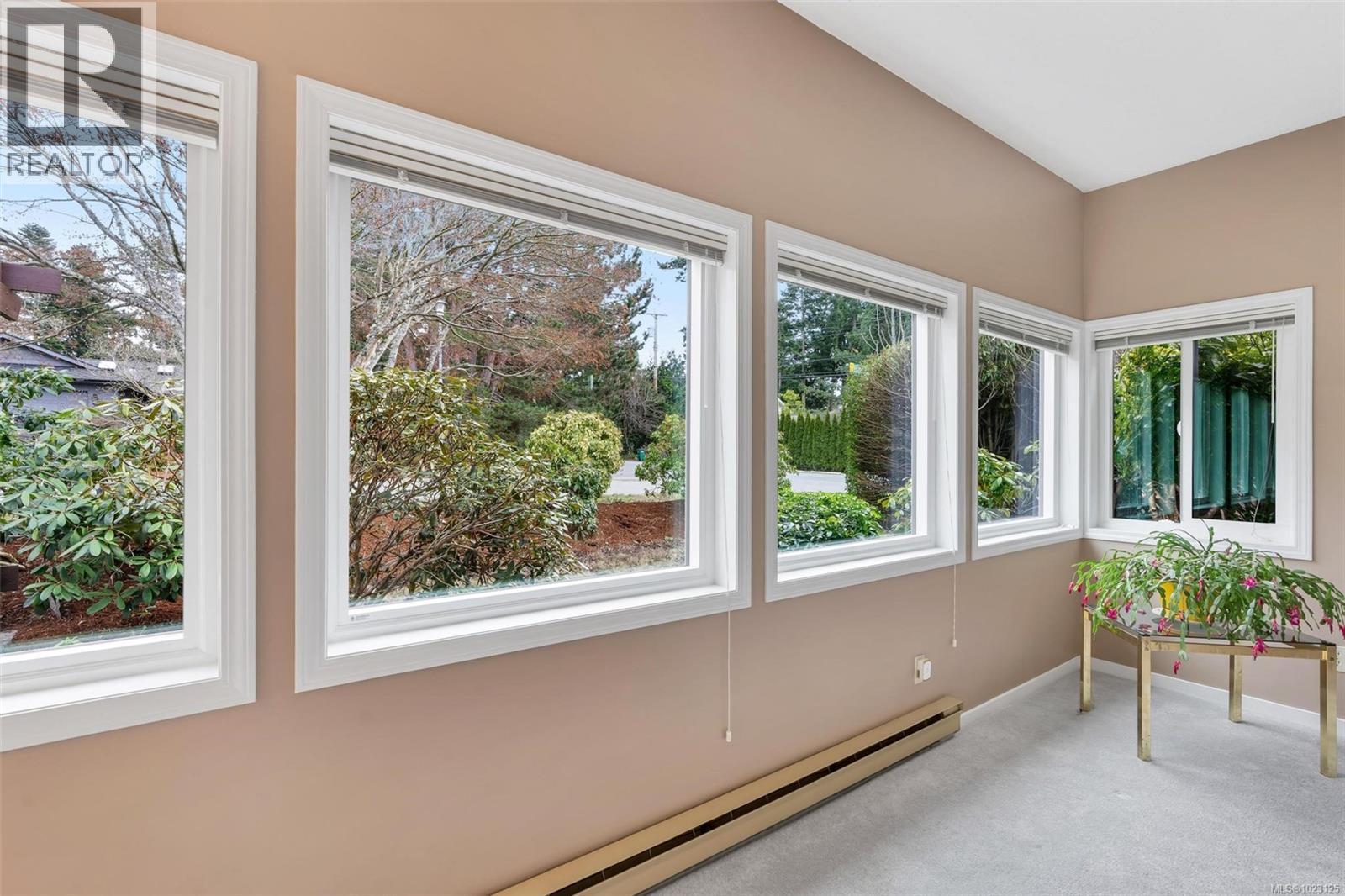 3950 Burchett Place, Saanich