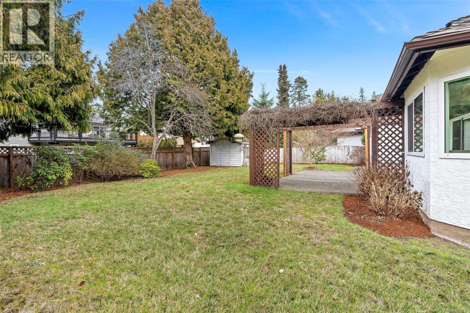  3950 Burchett Place, Saanich