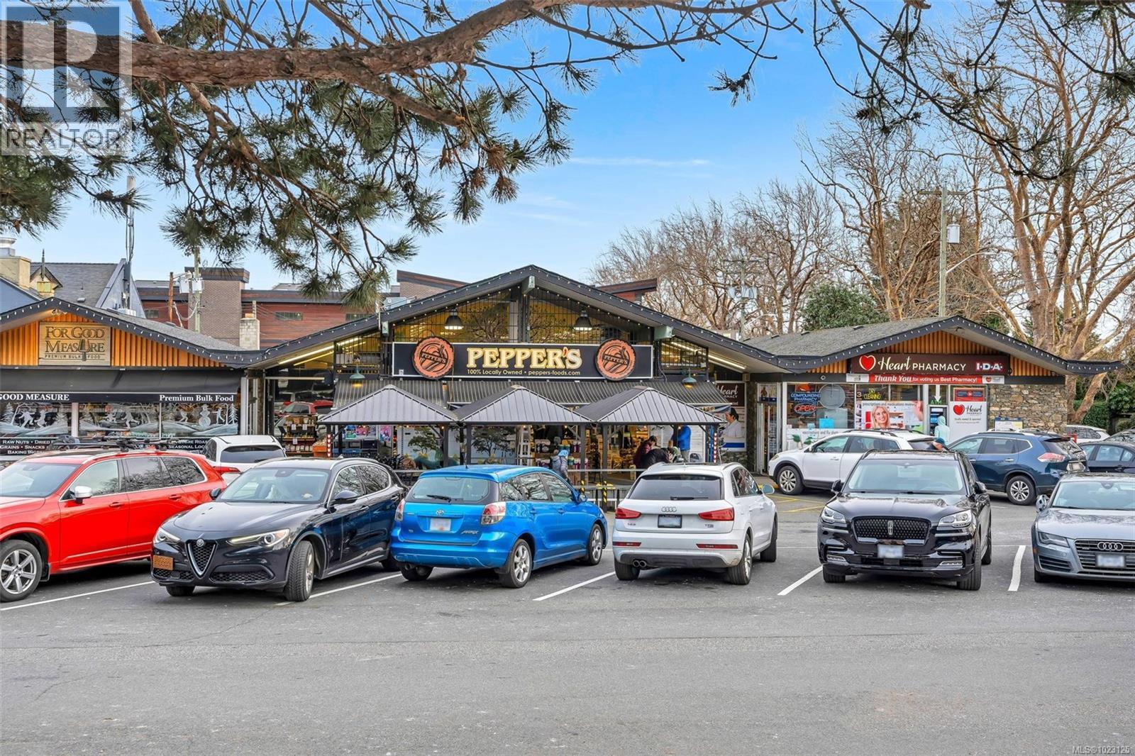  3950 Burchett Place, Saanich