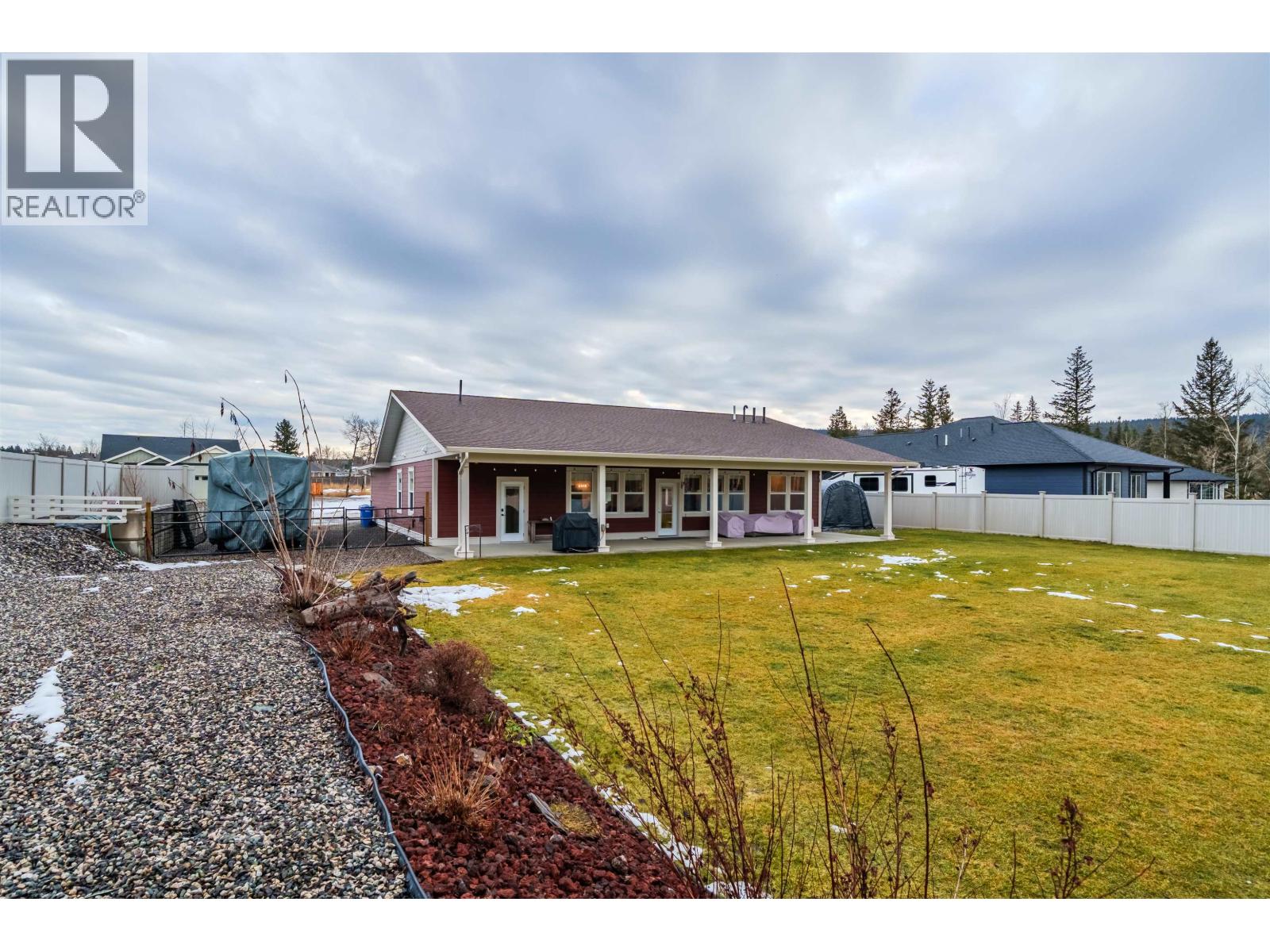 314 SANDHILL Crescent - photo 2