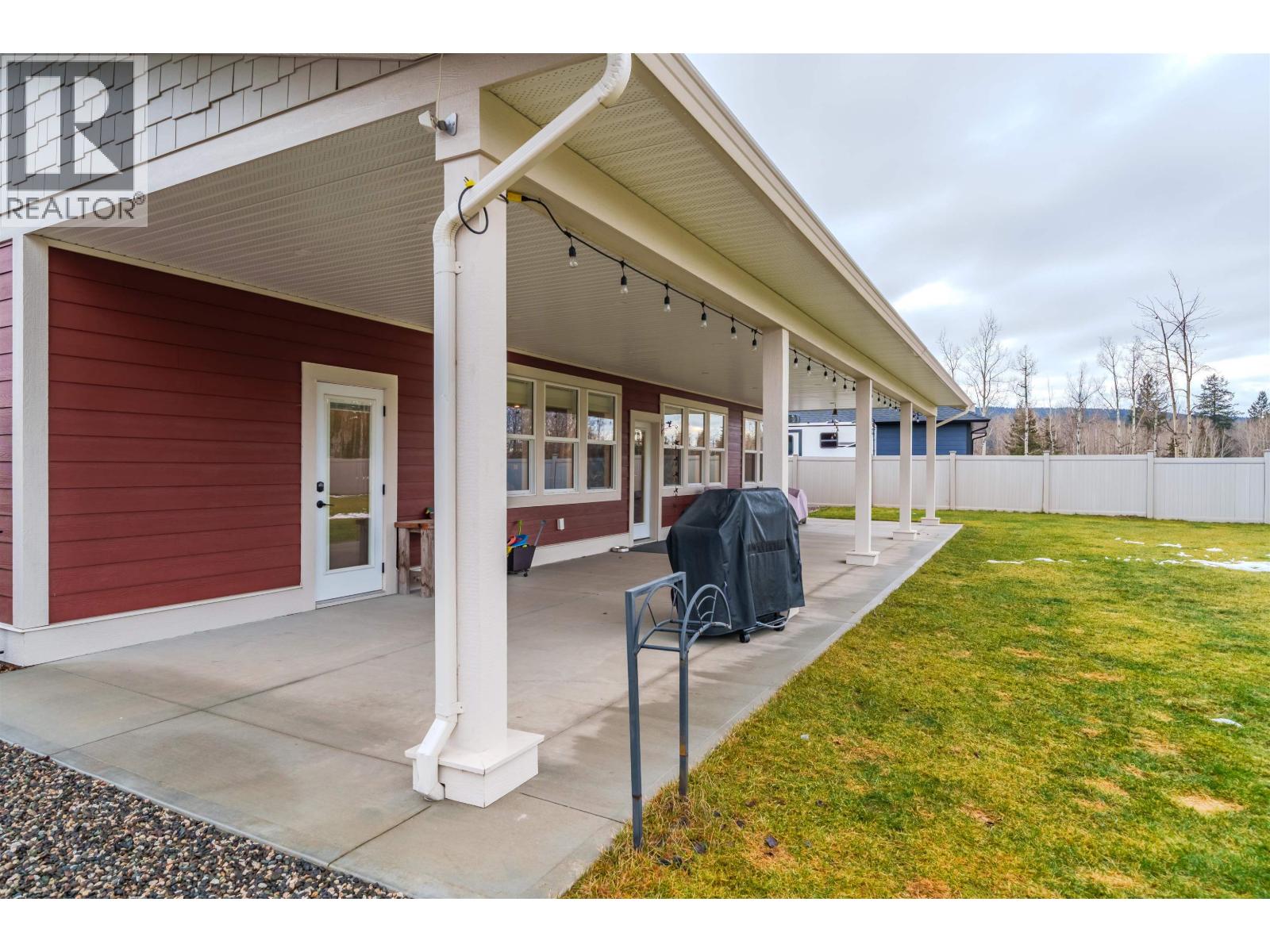 314 SANDHILL CRESCENT - 22