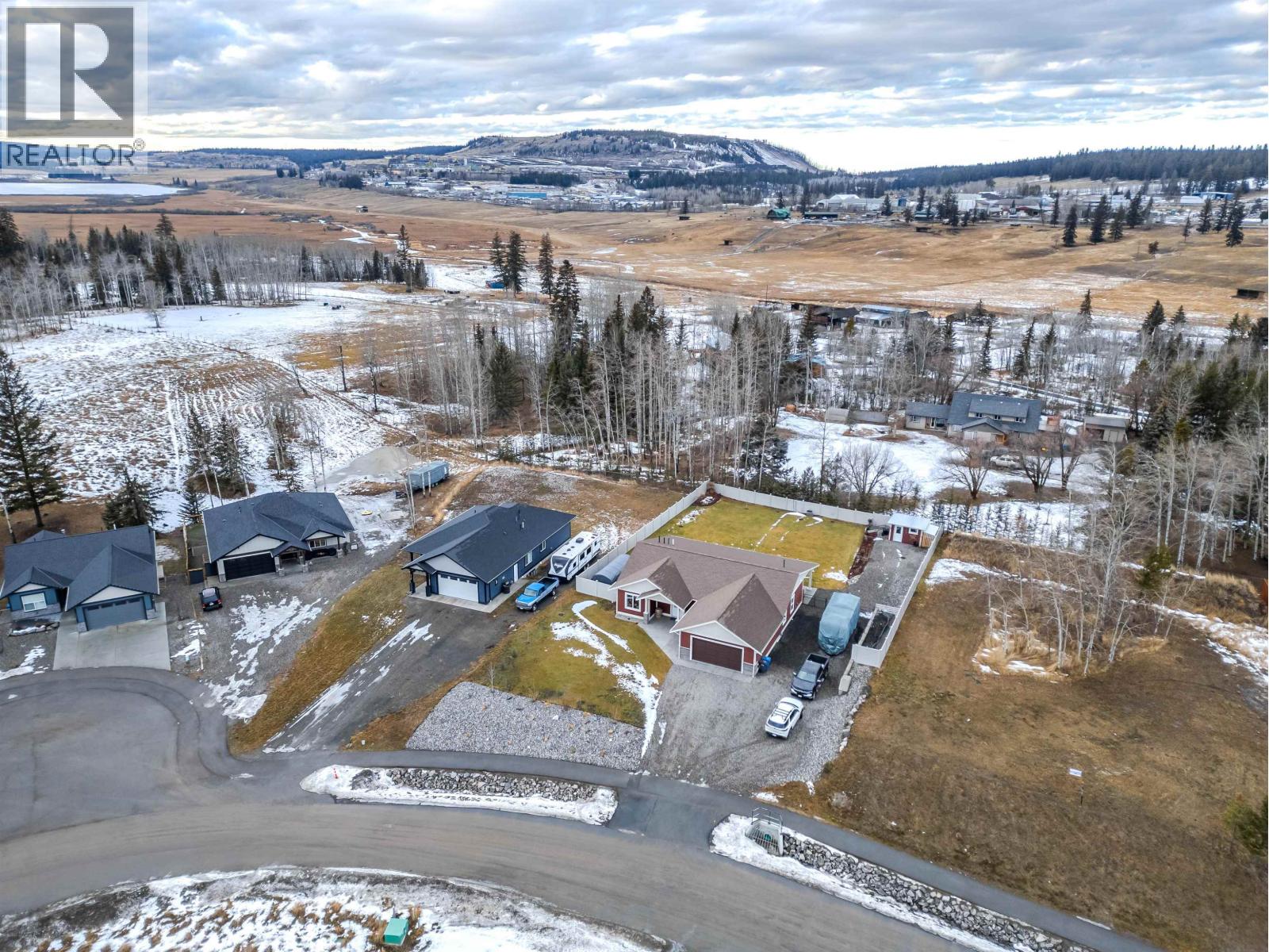 314 SANDHILL CRESCENT - 30