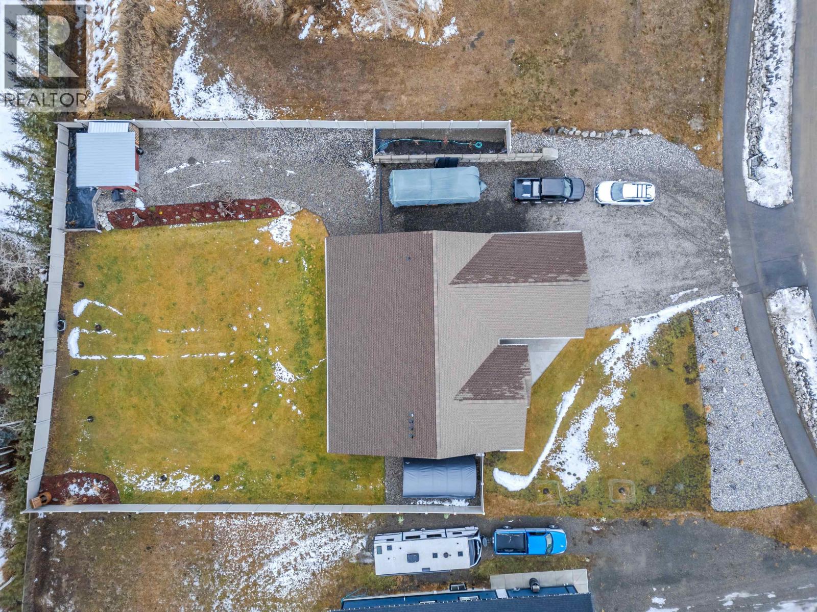 314 SANDHILL CRESCENT - 29