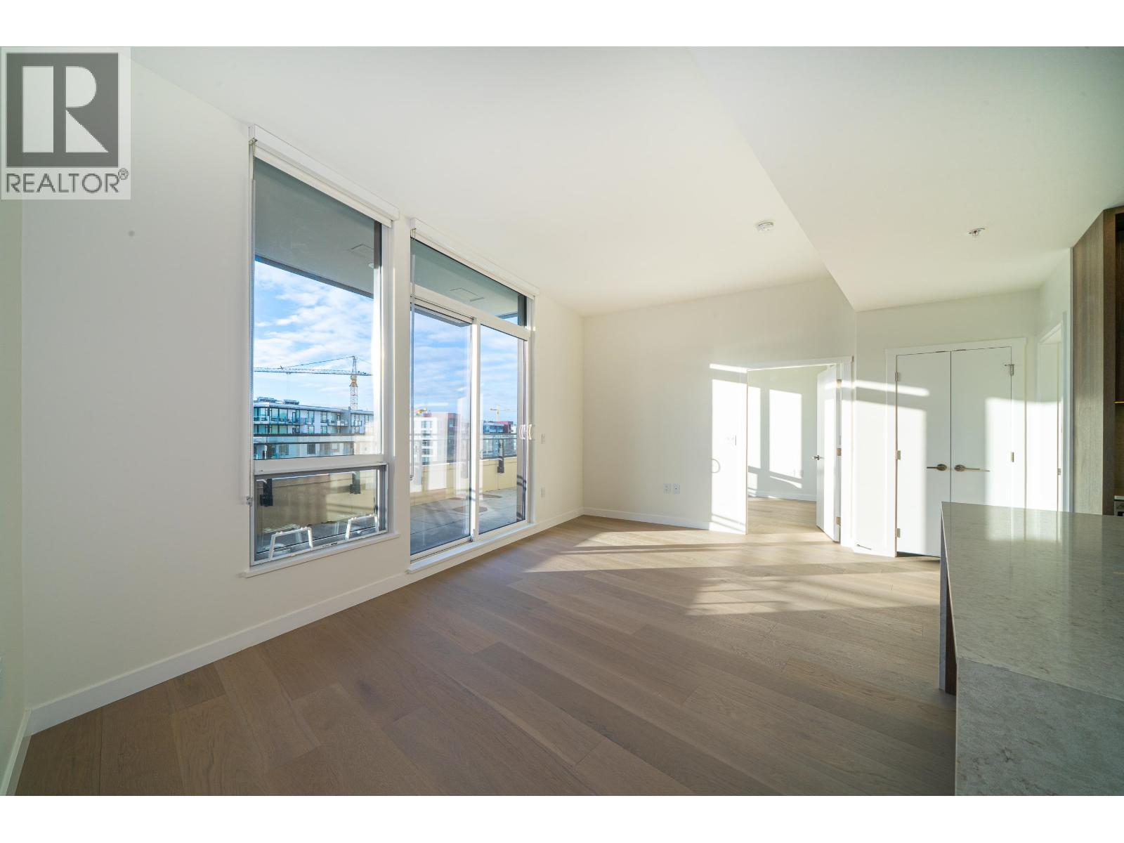 506 5212 CAMBIE STREET — photo 2