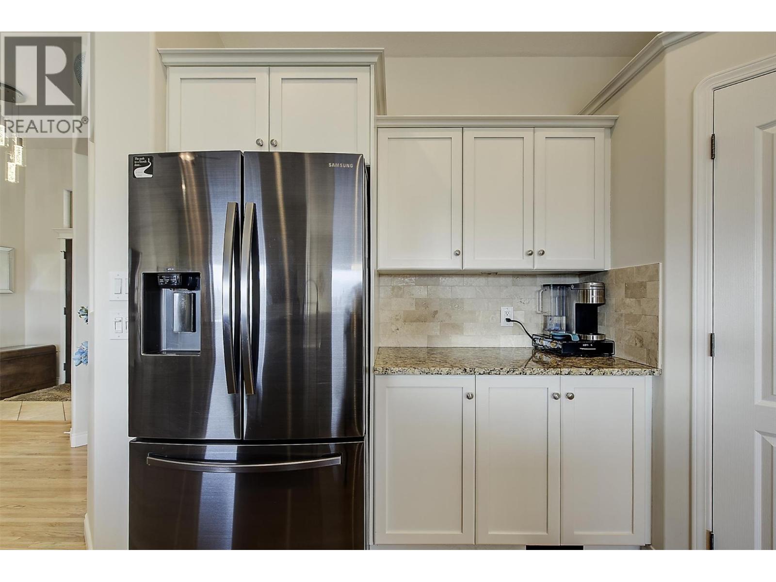  2053 Spyglass Way, West Kelowna