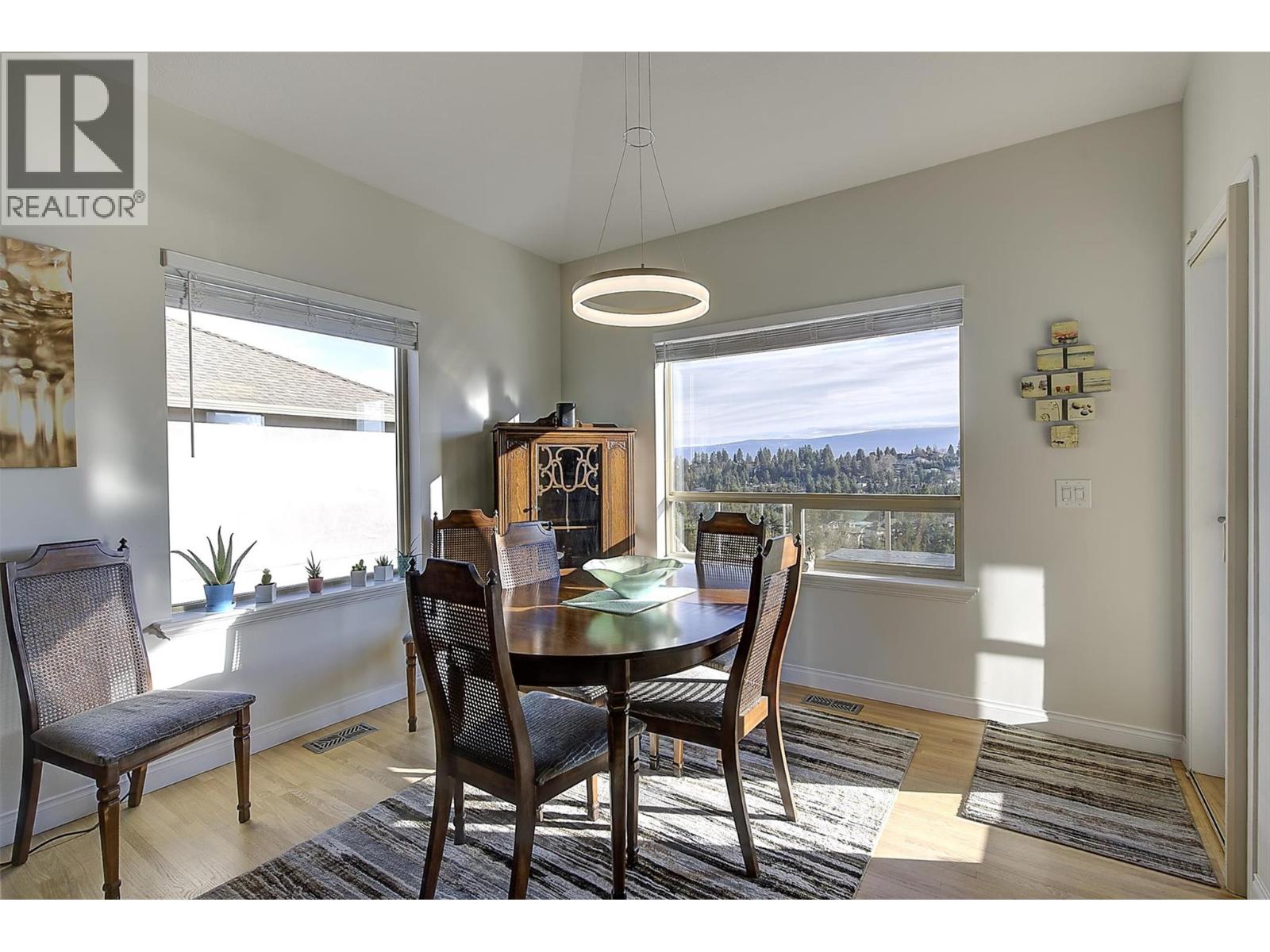  2053 Spyglass Way, West Kelowna