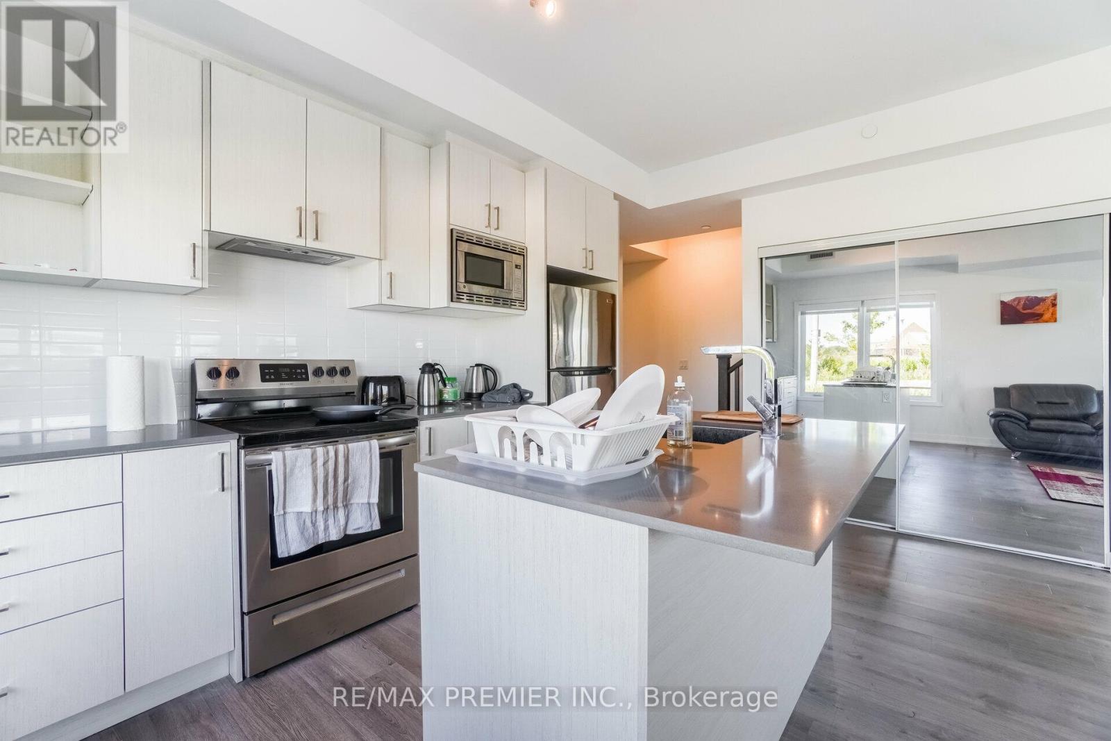 #116 155 DOWNSVIEW PARK BOULEVARD - 8
