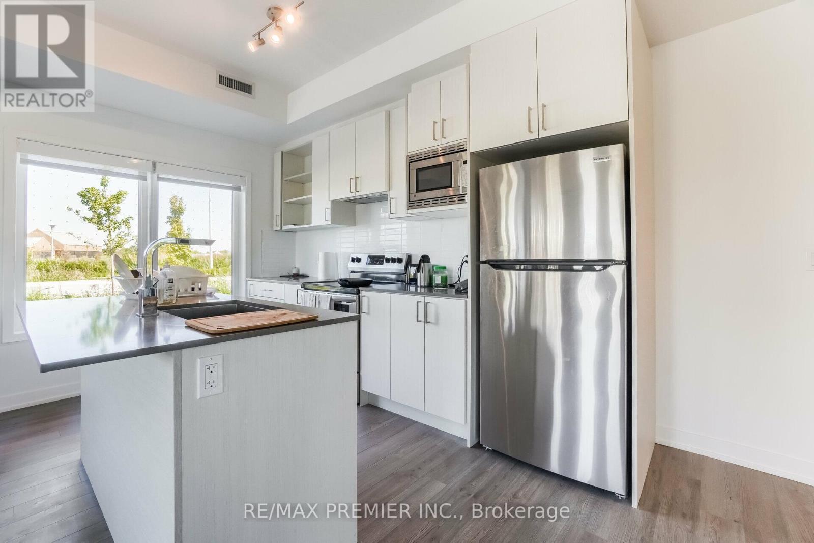 #116 155 DOWNSVIEW PARK BOULEVARD - 9