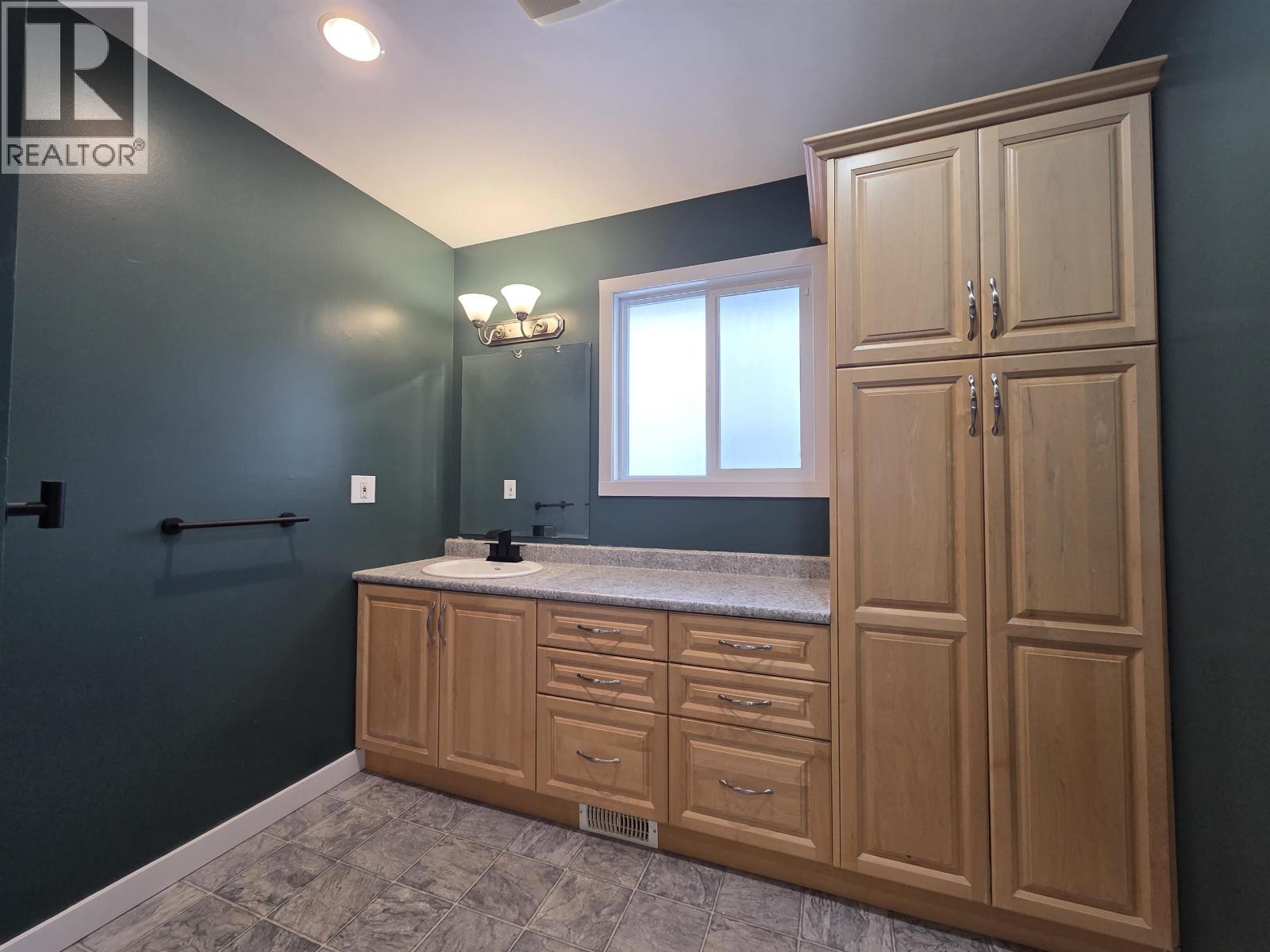 123 111 TABOR BOULEVARD, Prince George