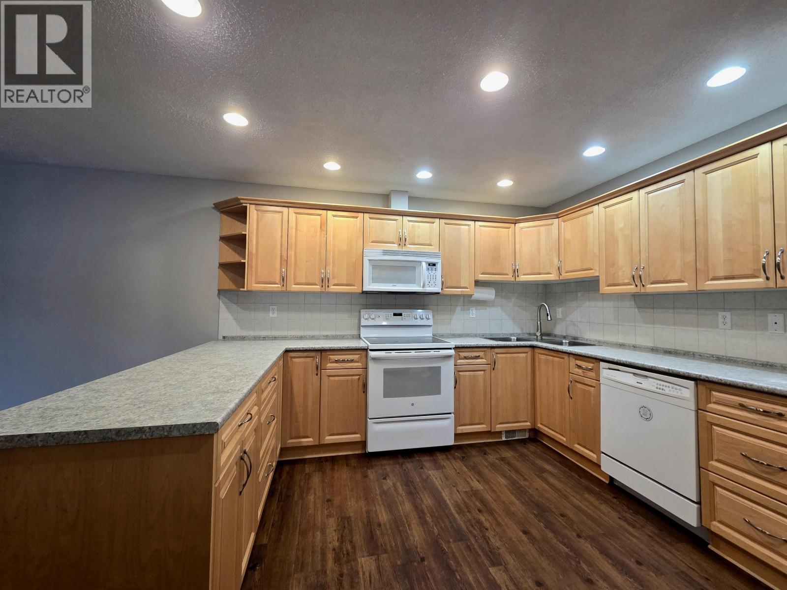 123 111 TABOR BOULEVARD, Prince George