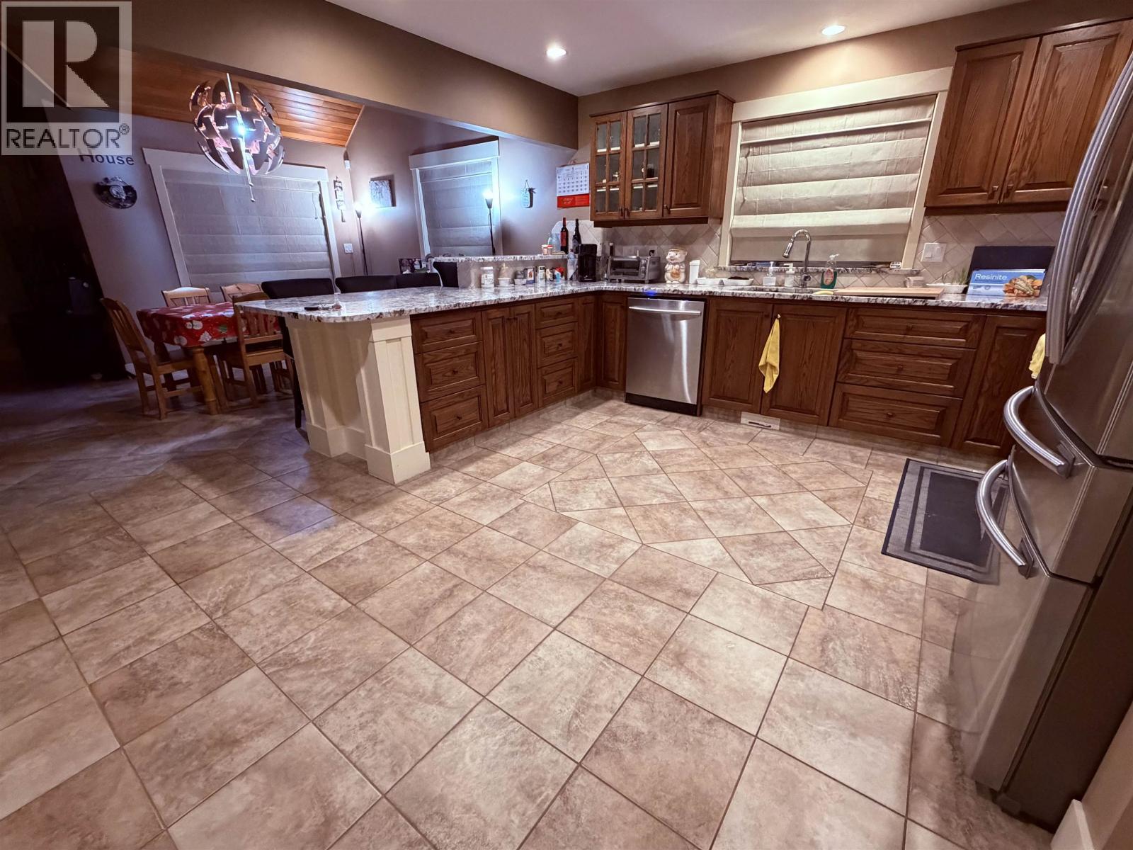 5393 SANS SOUCI ROAD, Halfmoon Bay