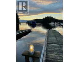 5393 Sans Souci Road, Halfmoon Bay, BC V7Z1B6 Photo 7