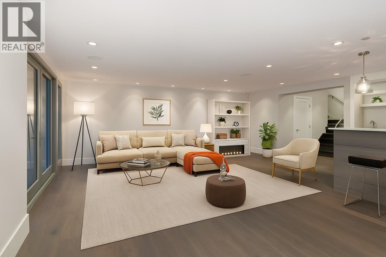 4265 ROCKBANK PLACE, West Vancouver