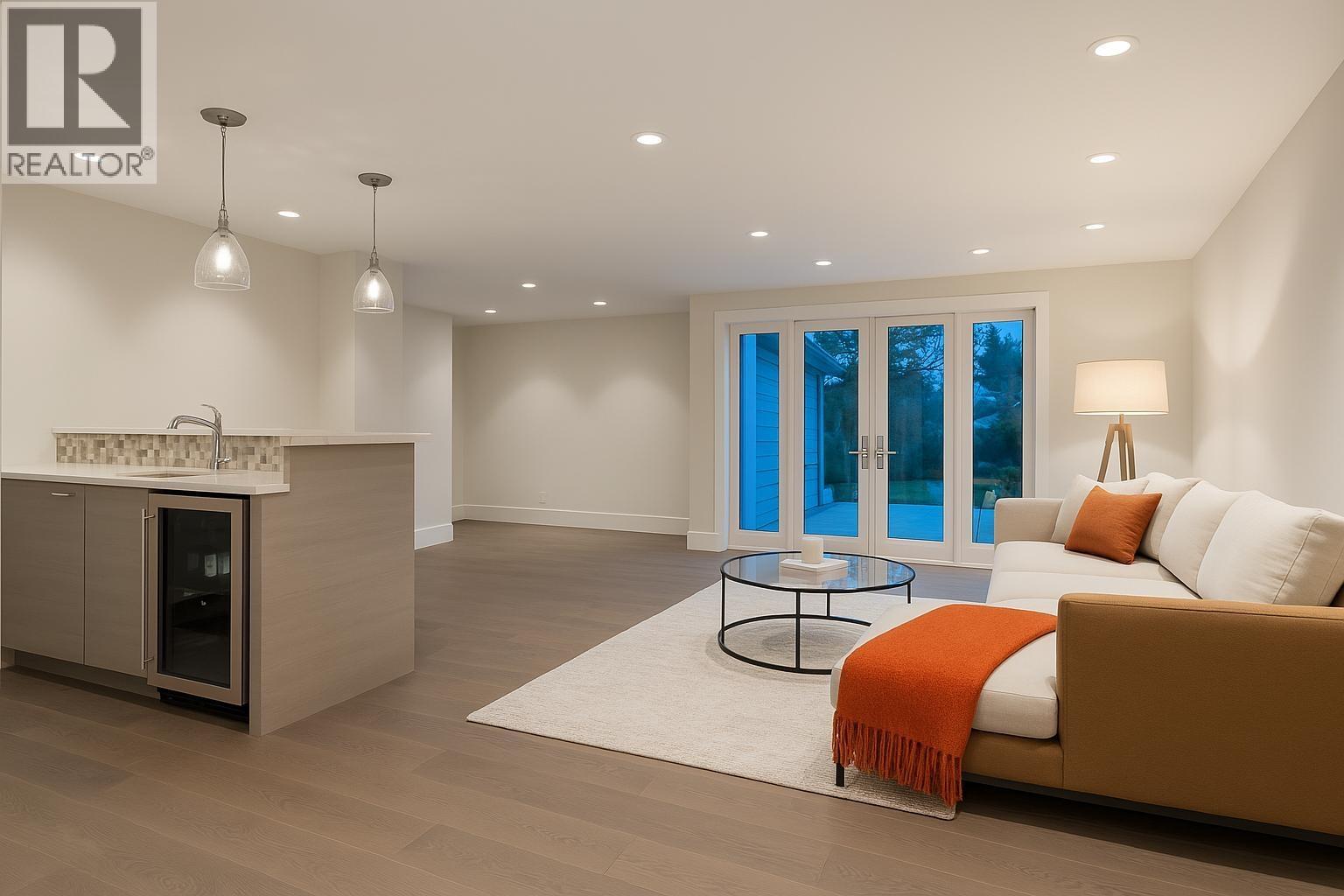 4265 ROCKBANK PLACE, West Vancouver