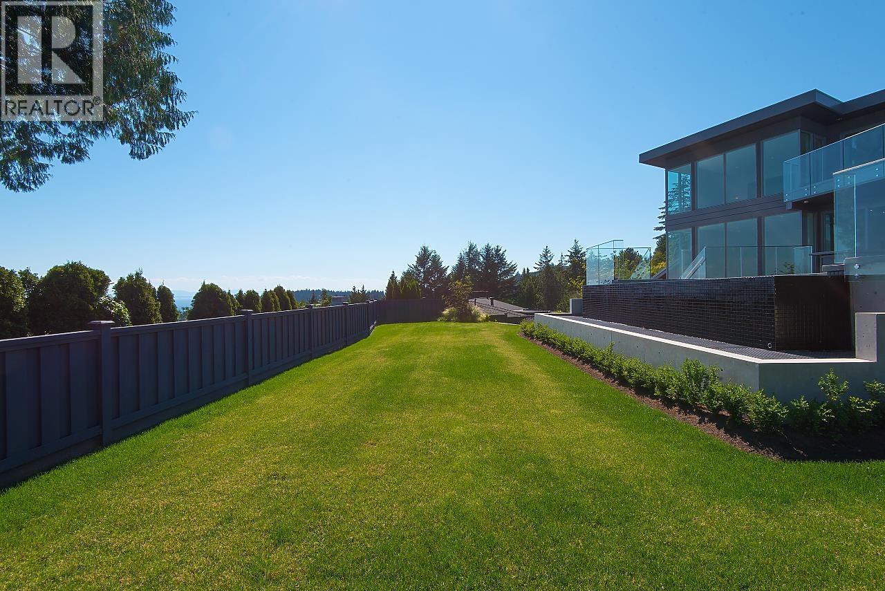 4265 ROCKBANK PLACE, West Vancouver