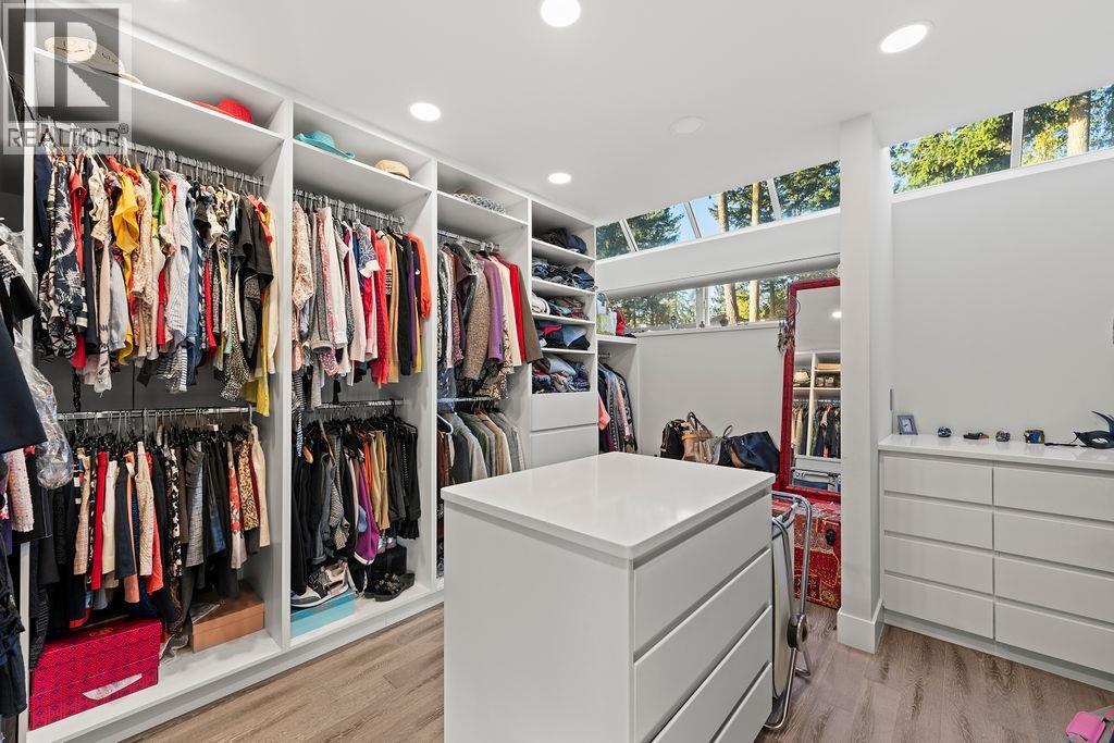 3722 SOUTHRIDGE PLACE, West Vancouver