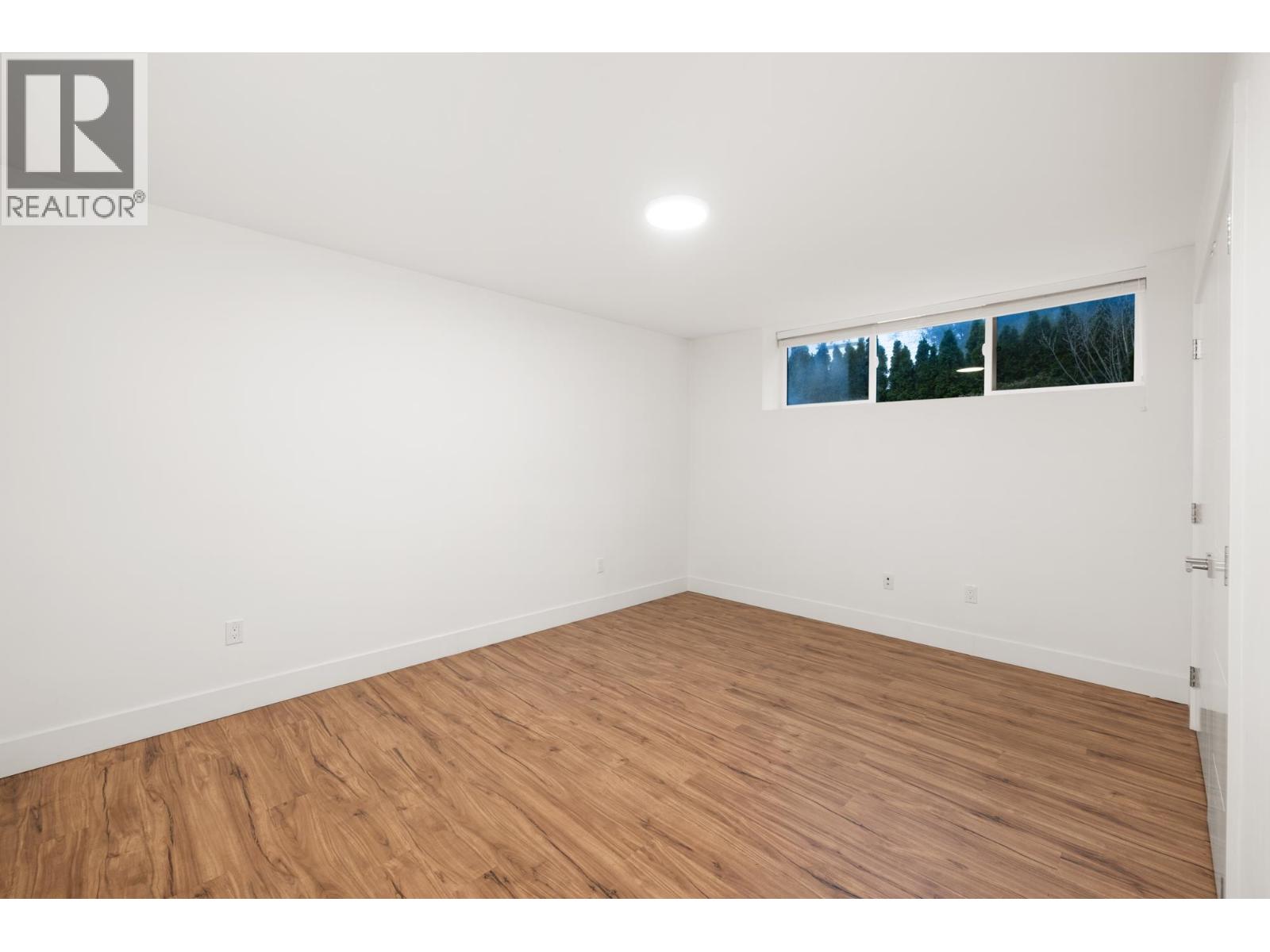 2902 ST. ANDREWS AVENUE, North Vancouver