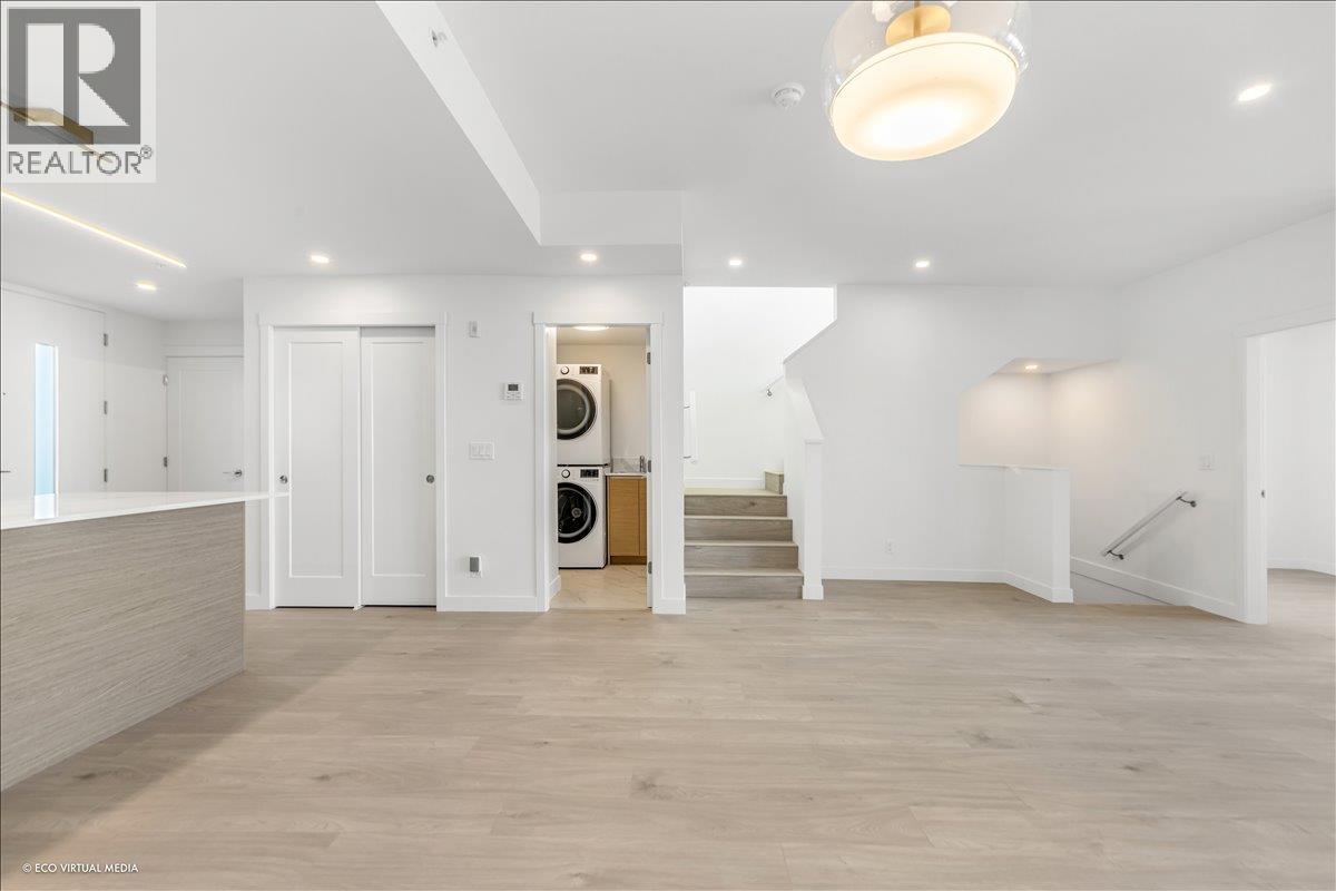 75 10333 RIVER DRIVE, Richmond