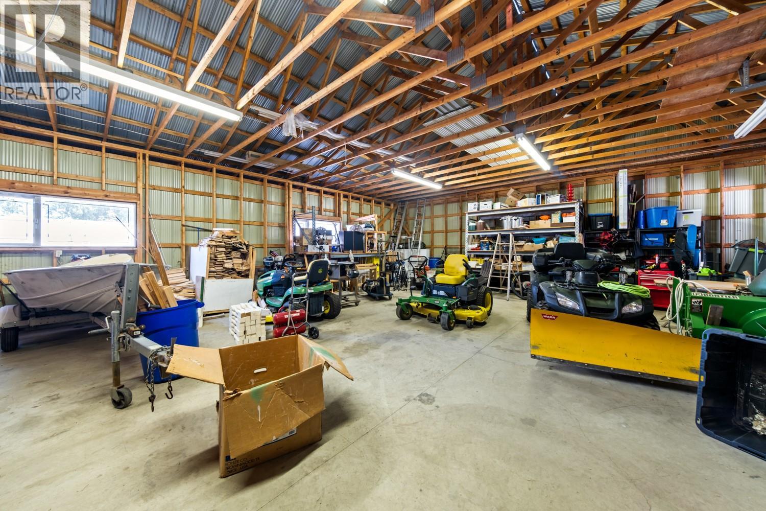 135 Pleasant Valley Cross Road, Armstrong