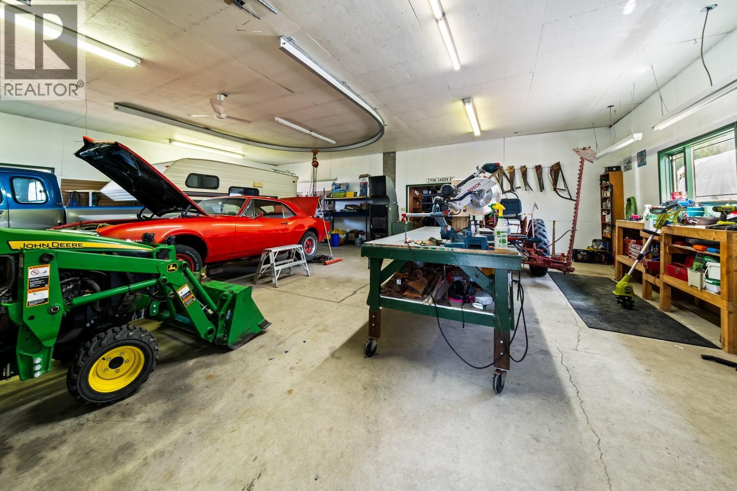 135 Pleasant Valley Cross Road, Armstrong