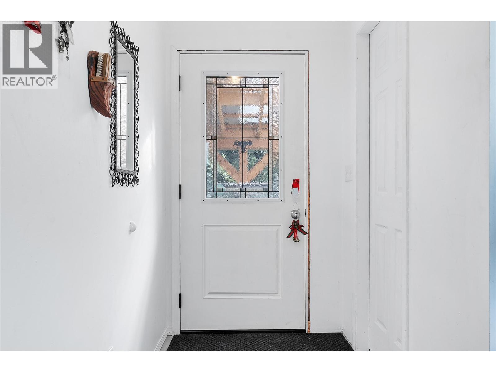  1277 Mountain View Road, Spallumcheen