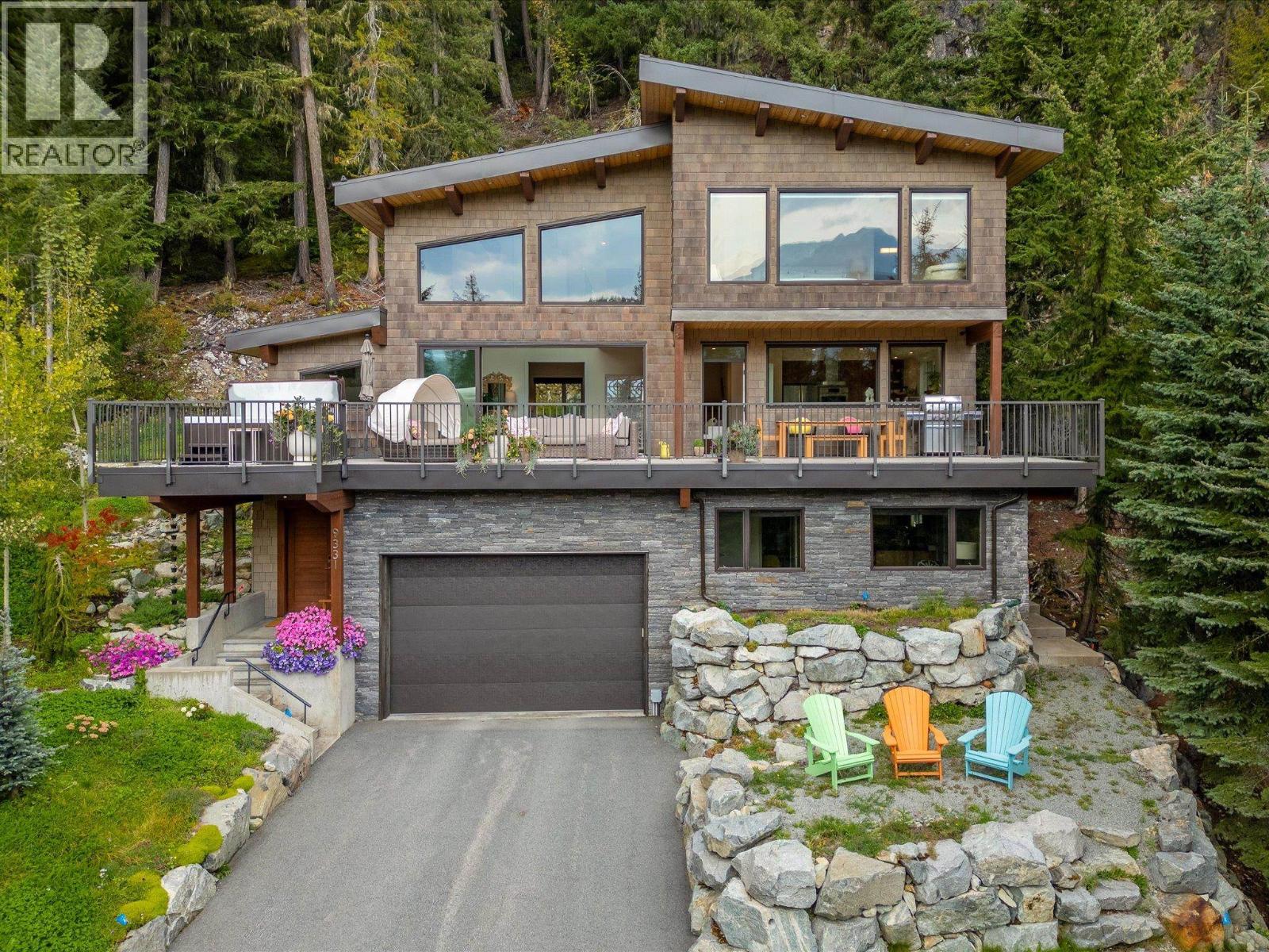 9331 EMERALD DRIVE, Whistler
