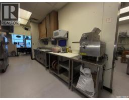 J3 2095 Prince Of Wales Drive, Regina, SK S4V3A6 Photo 14