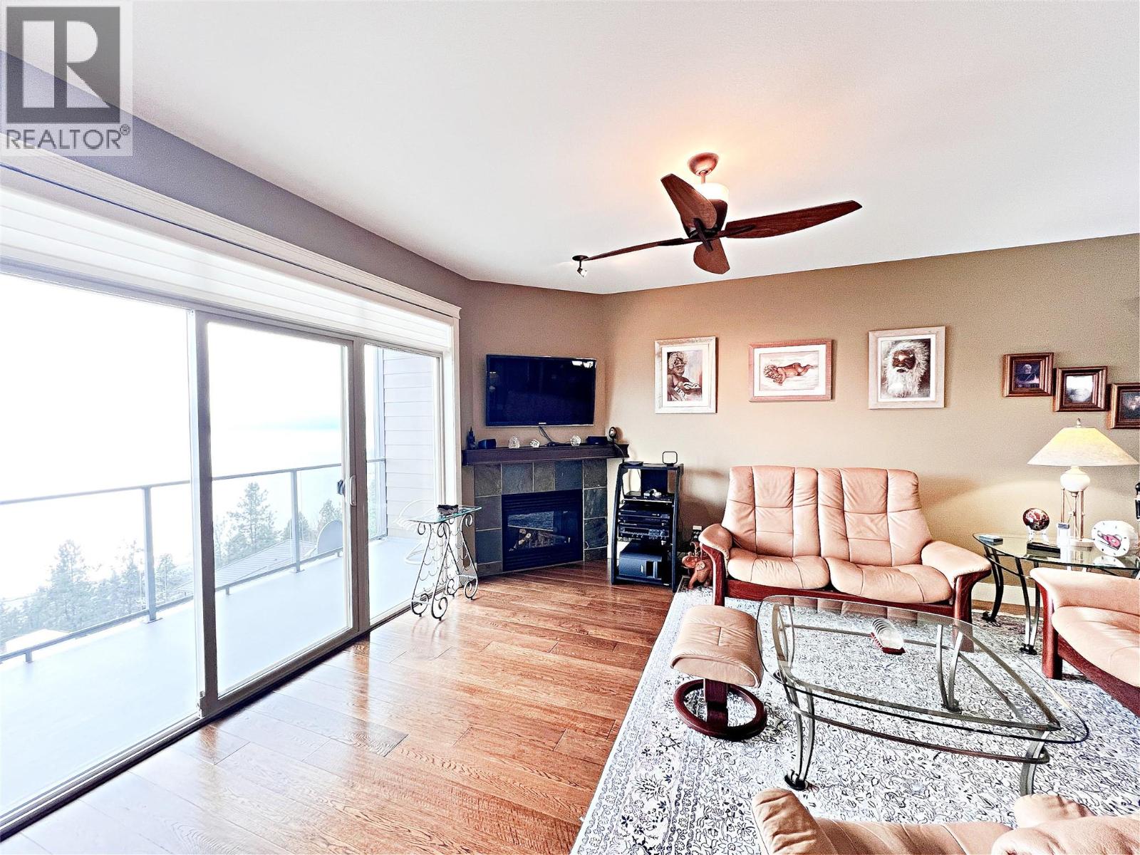 222 4350 Ponderosa Drive, Peachland