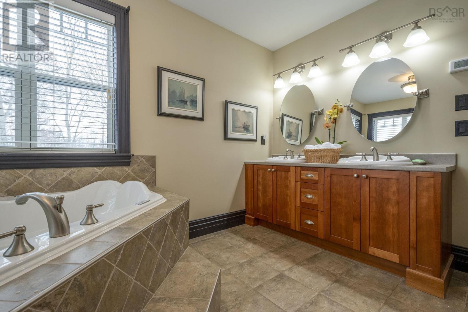 Property 26 of 51 of 38 Dalhousie Avenue