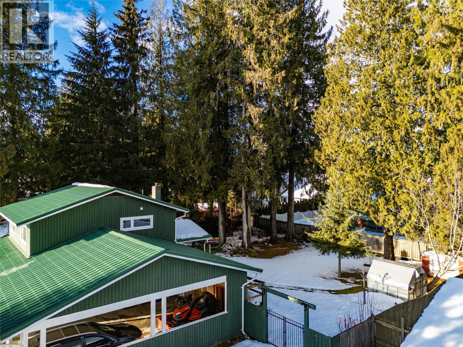 1674 Dogwood Drive, Revelstoke