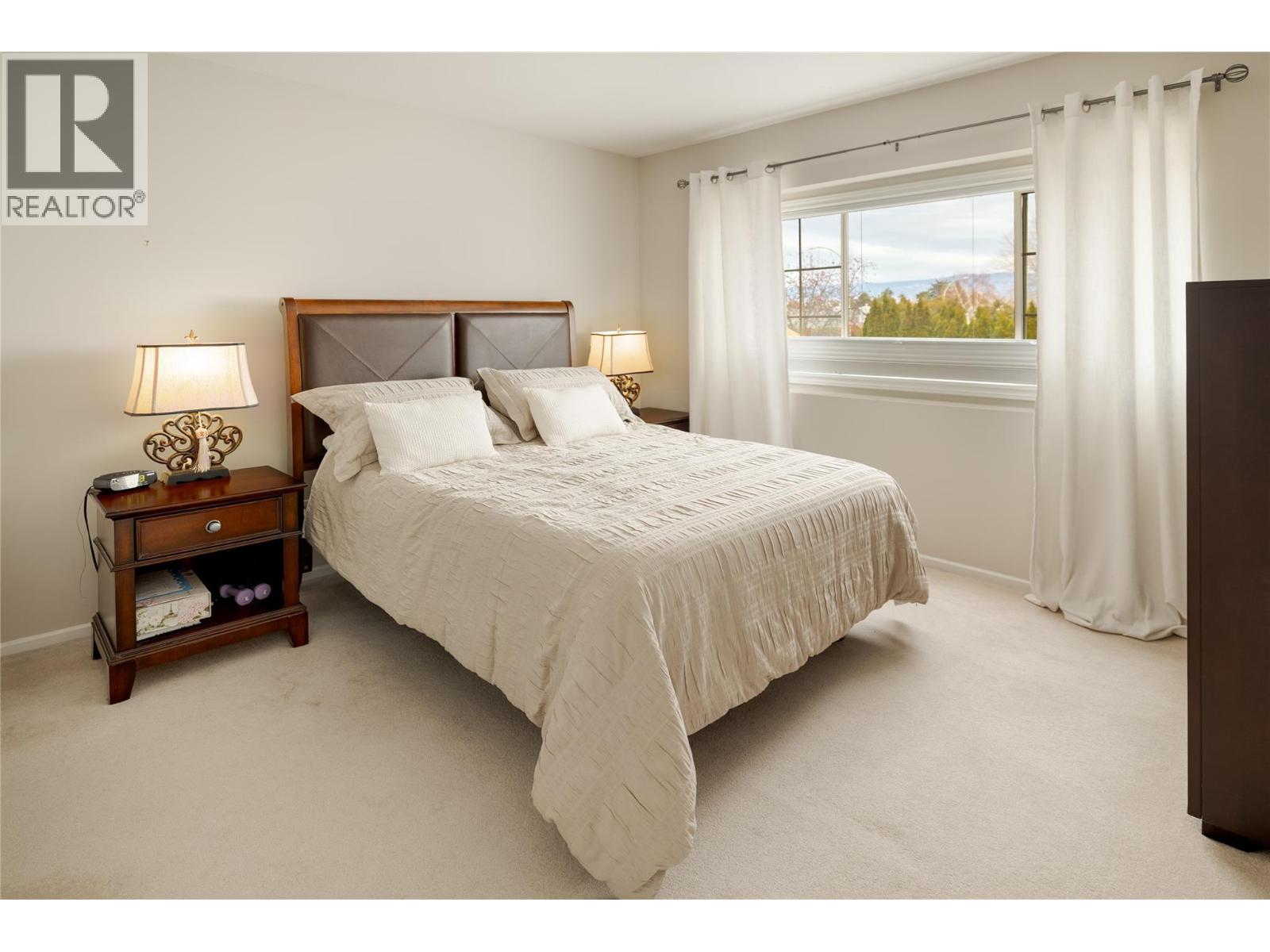 213 3335 Richter Street, Kelowna