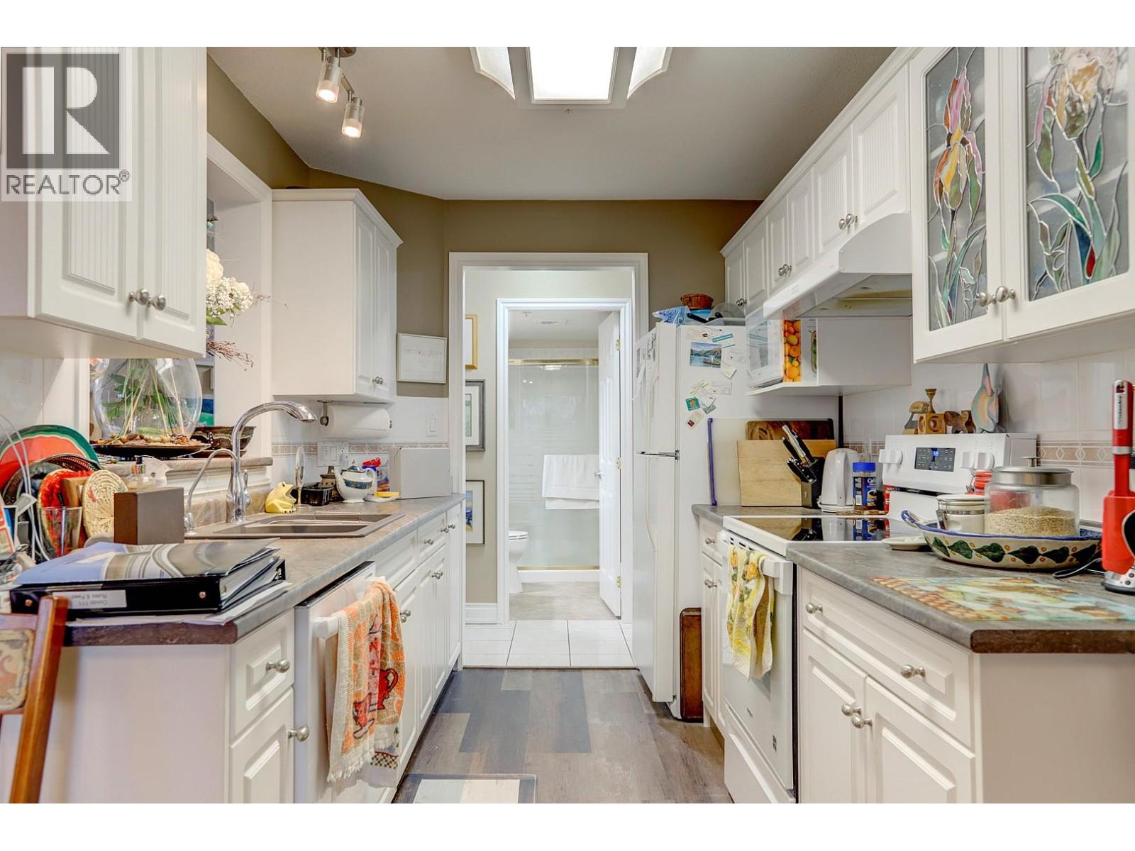 111 3220 Centennial Drive, Vernon