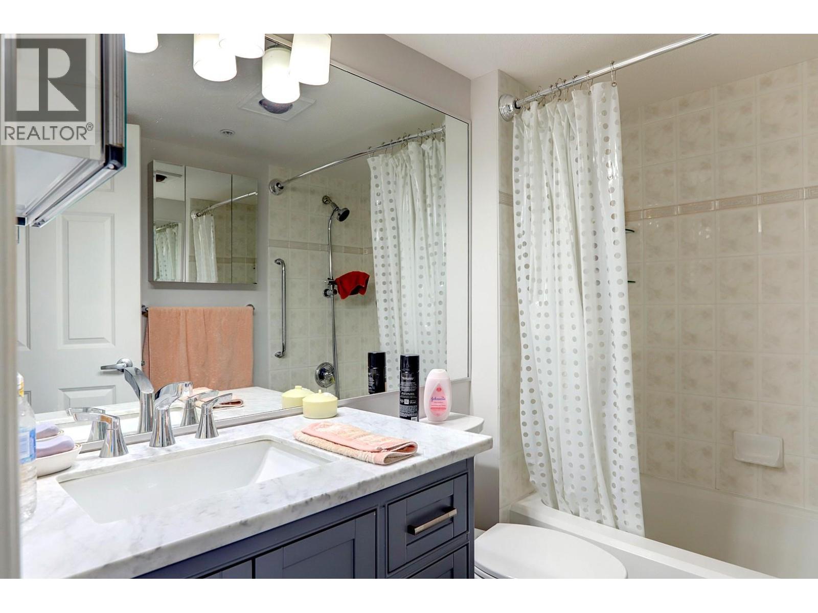 111 3220 Centennial Drive, Vernon