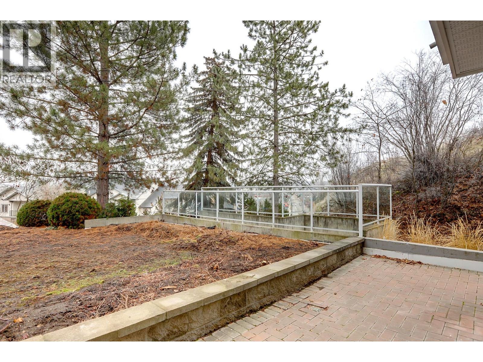 111 3220 Centennial Drive, Vernon