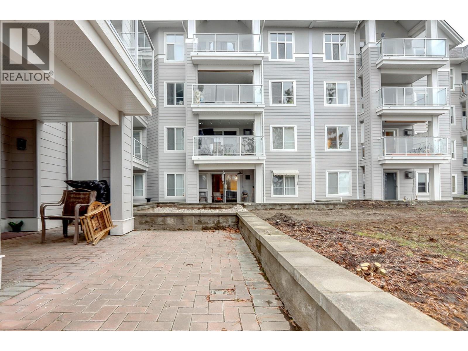 111 3220 Centennial Drive, Vernon