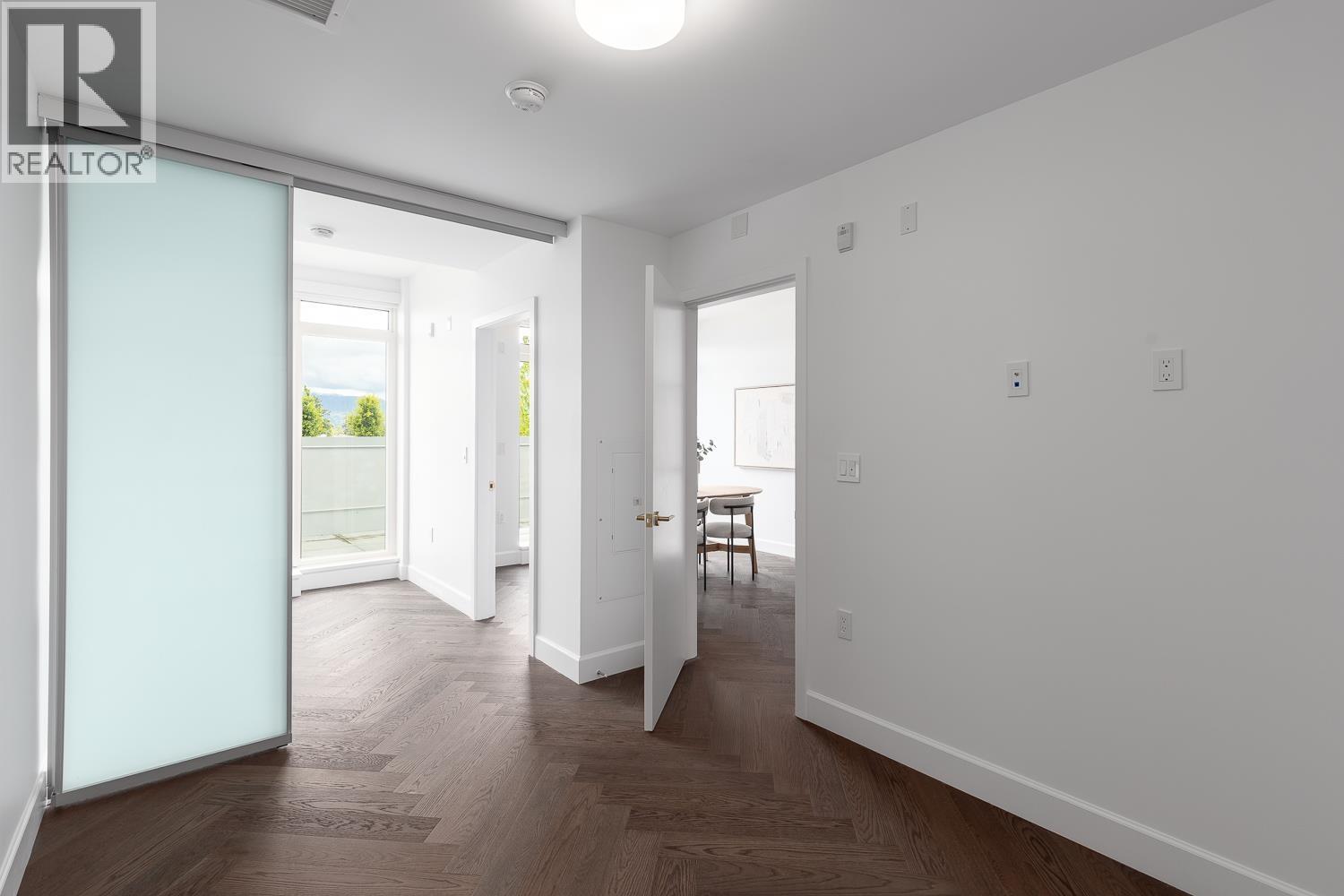 406 3668 W 10TH AVENUE, Vancouver