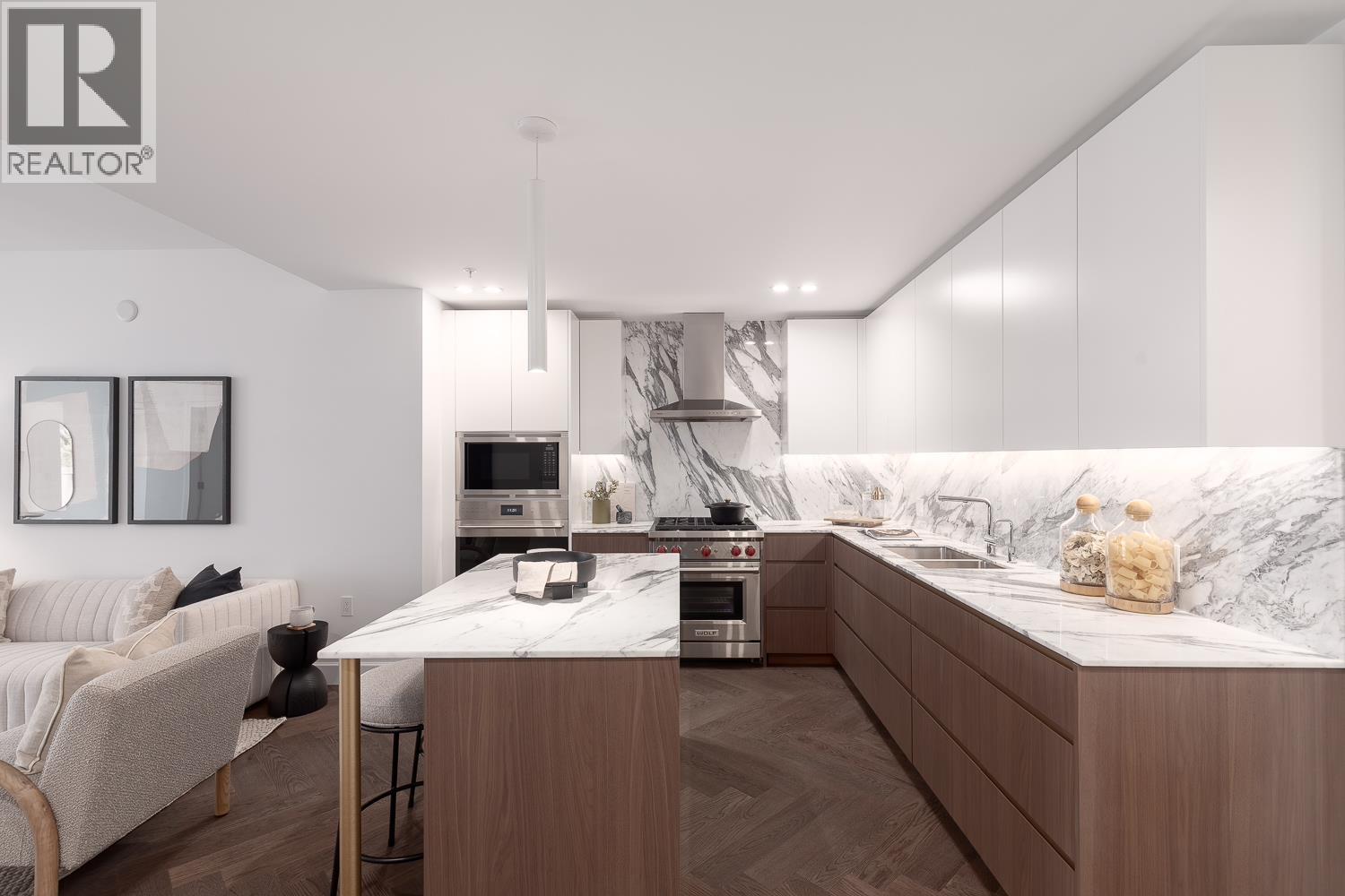 406 3668 W 10TH AVENUE, Vancouver